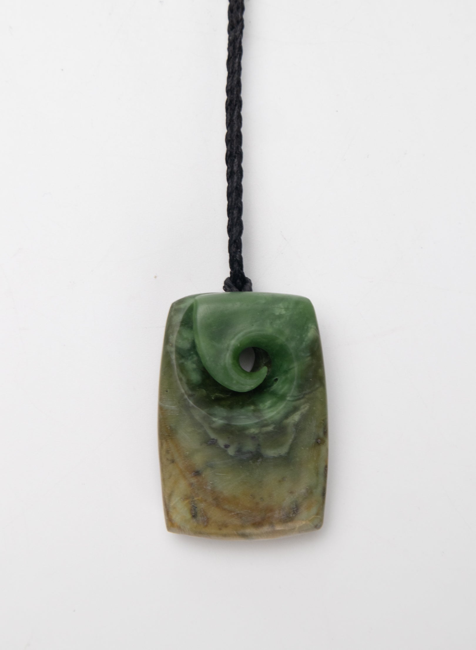Retangular Koru Pounamu Toki