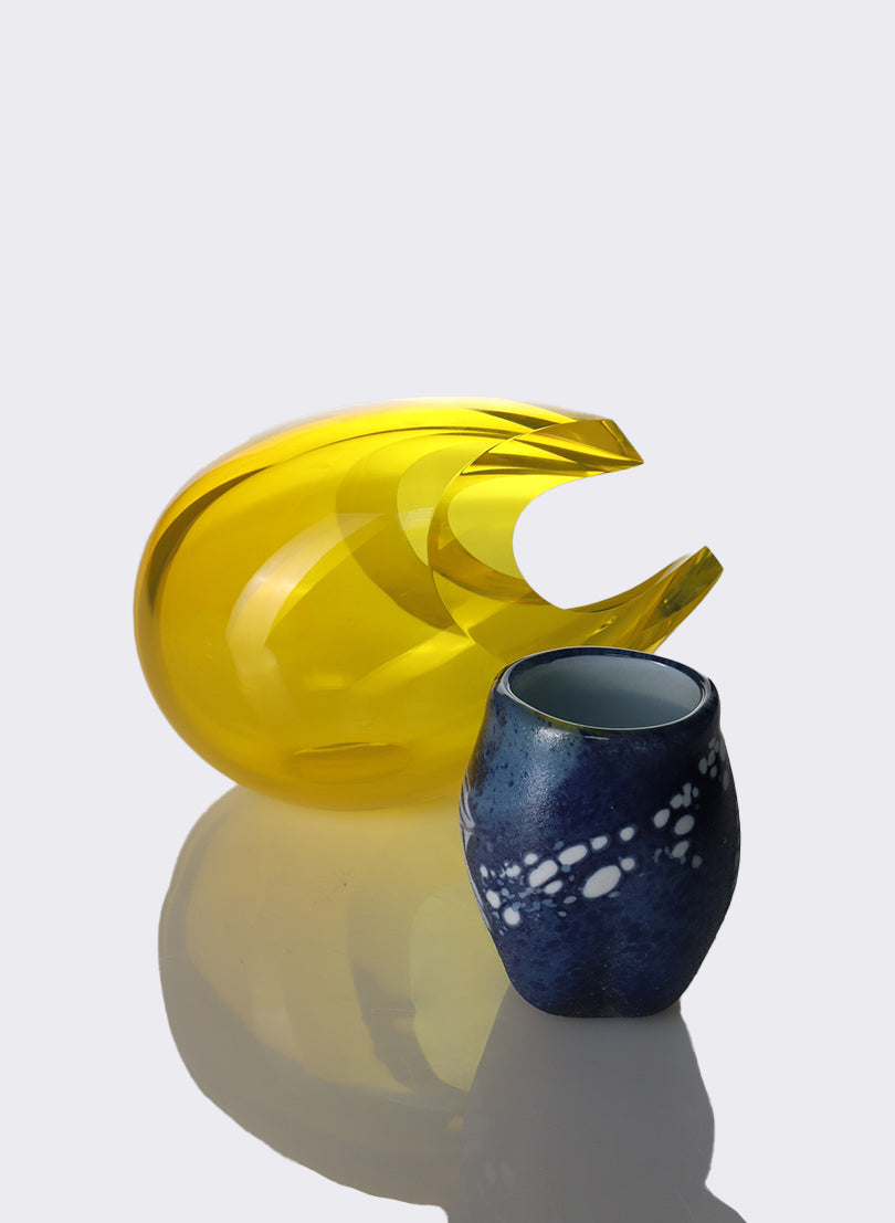 Tachi White/Blue Cup