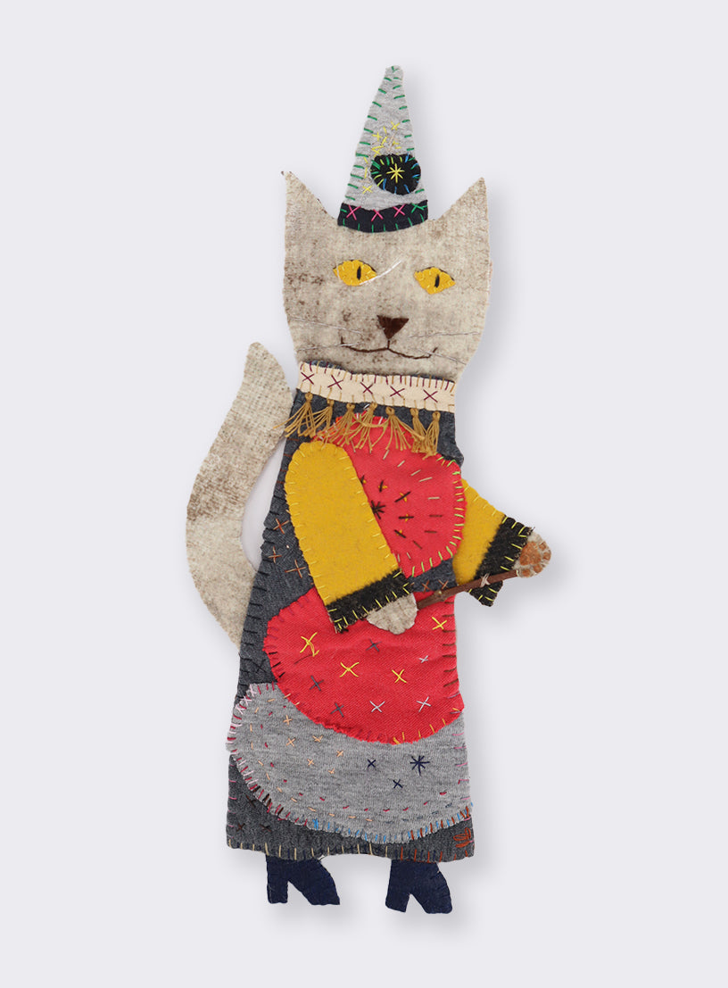 Cat Witch Maggie