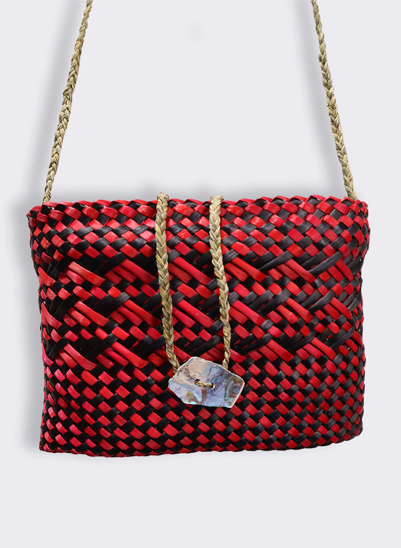 Kete - Reds/Blacks