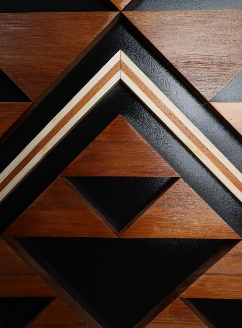 BLACK TANIKO RIMU & SPRUCE