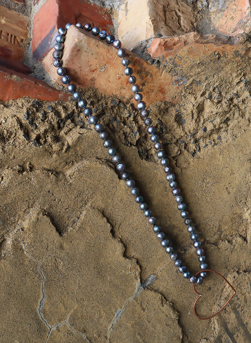 Iridescent Pearl Heart - Necklace