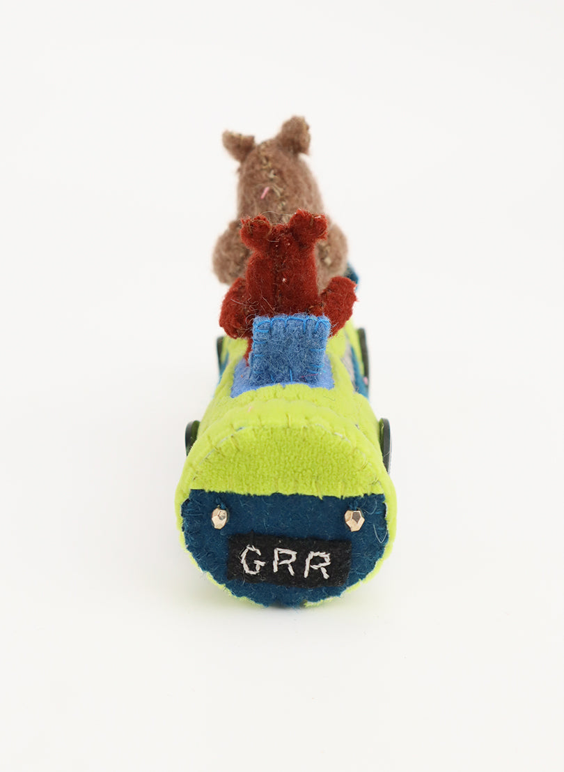Mama Bear & Cub Driving - 3D Bear
