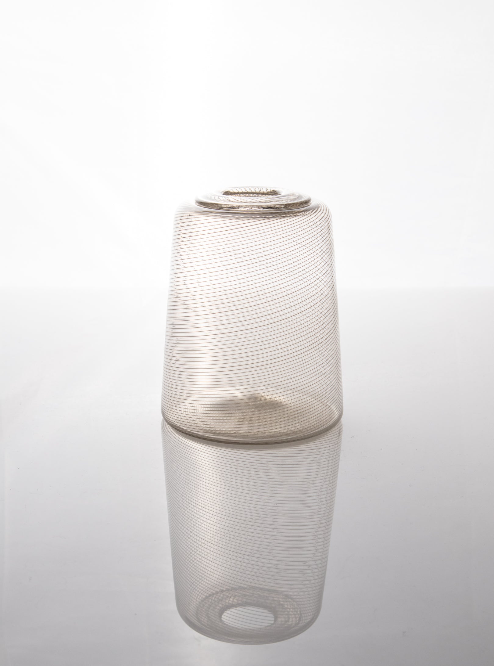 Bouquet Fold Vase - Walnut