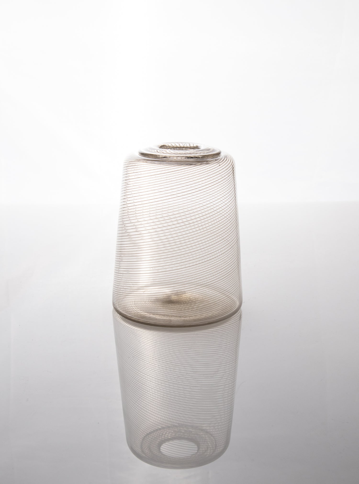 Bouquet Fold Vase - Walnut