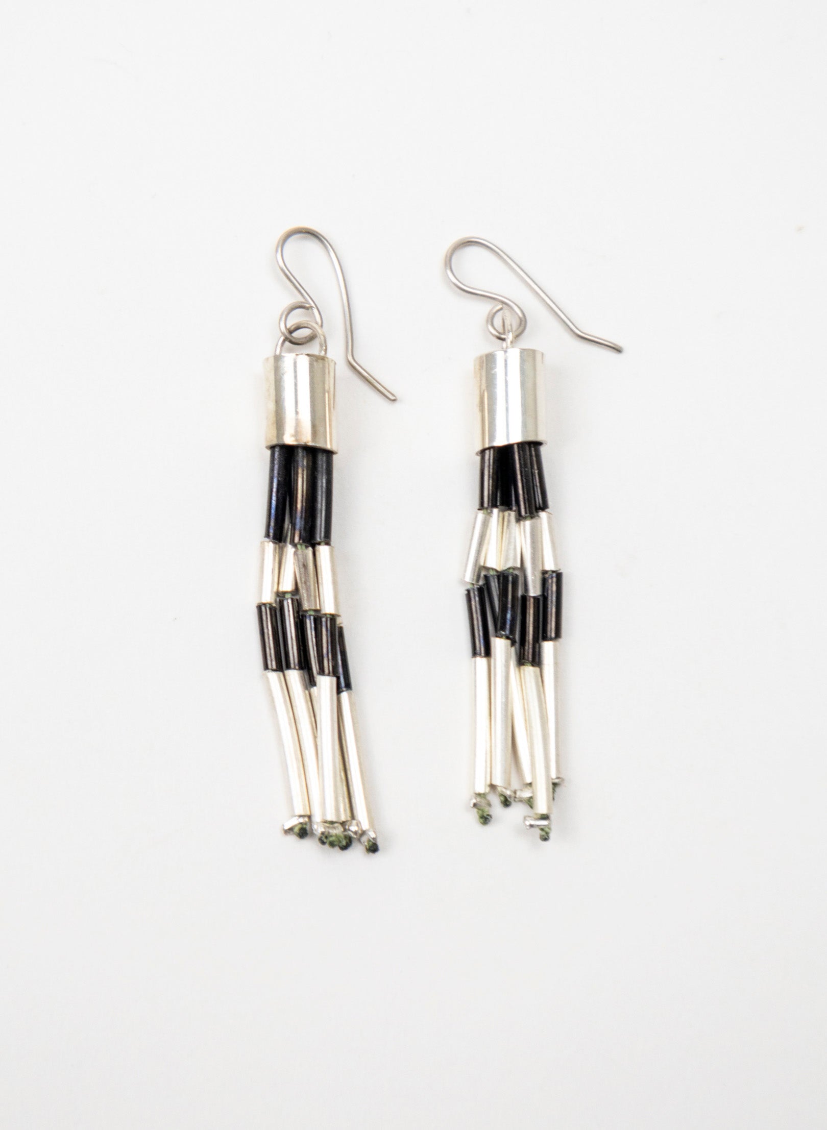 Piupiu Hook Earrings