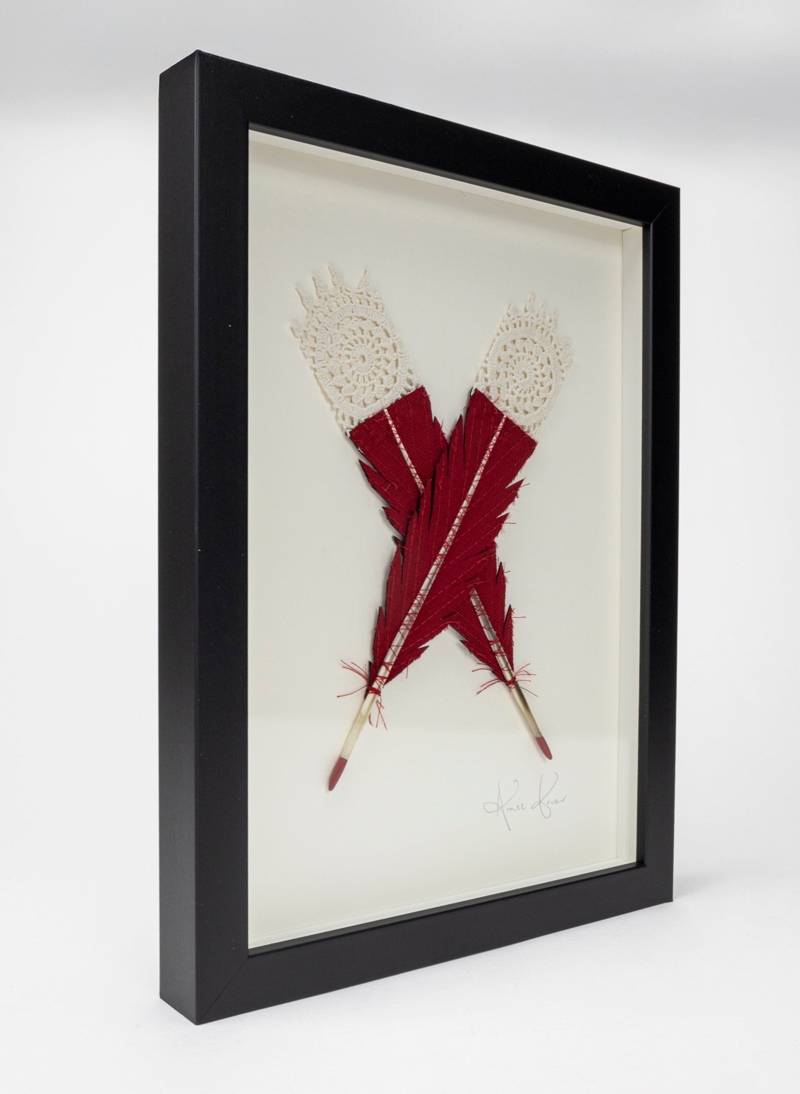 Single X Huia Feather Framed