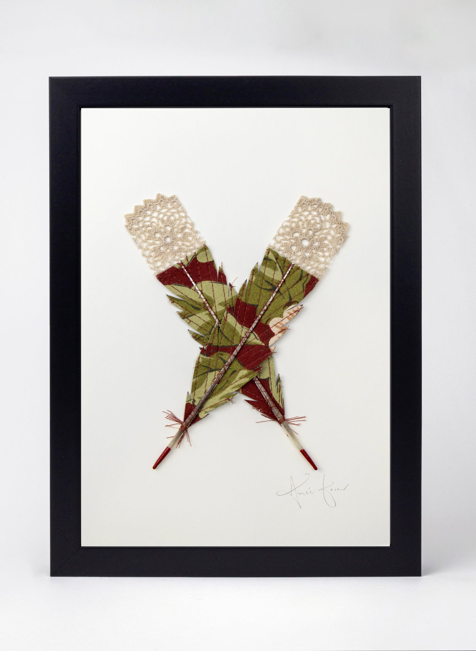 Single X Huia Feather Framed