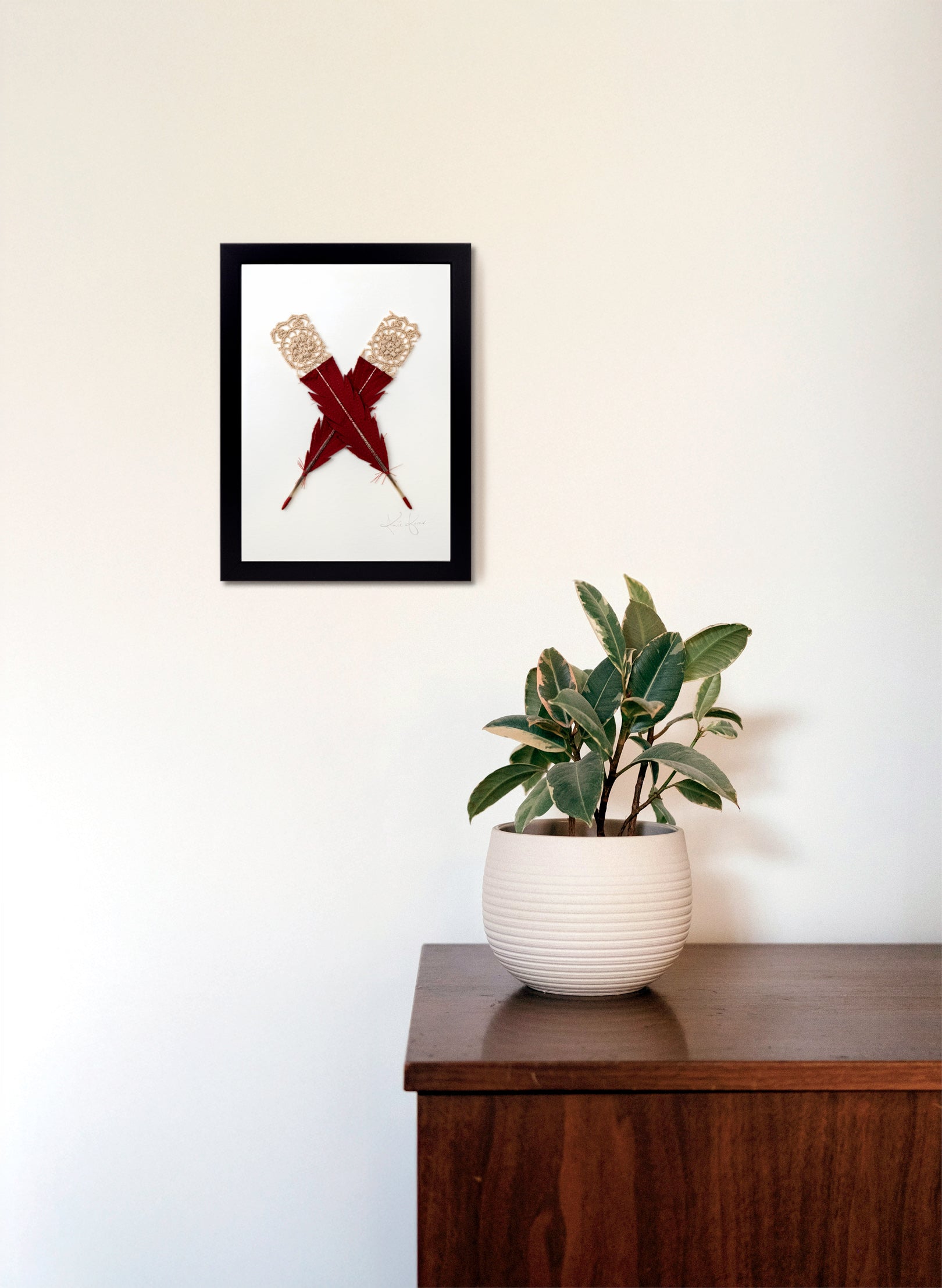 Single X Huia Feather Framed