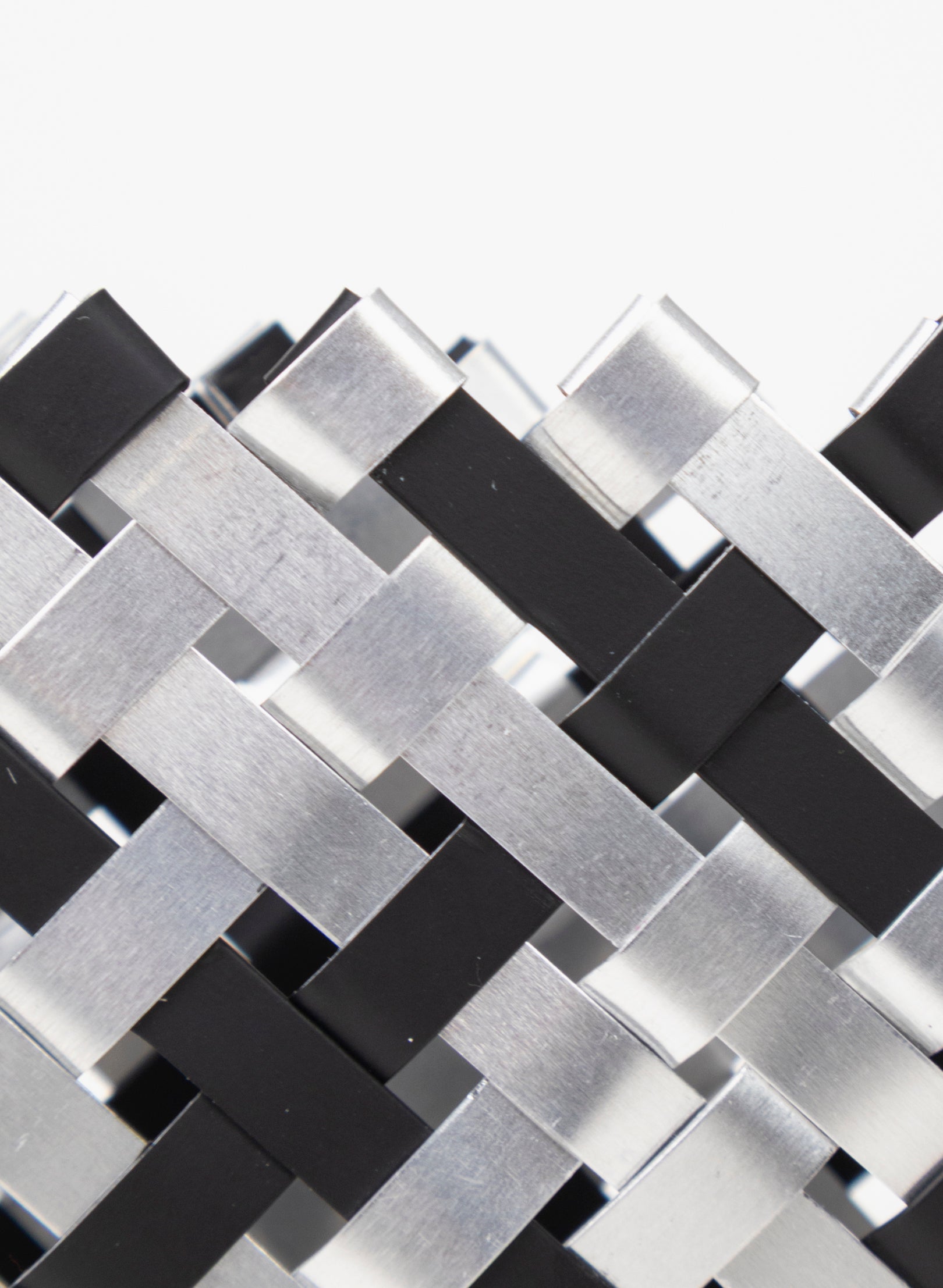 Black and Silver Aluminium Kete (12 End)