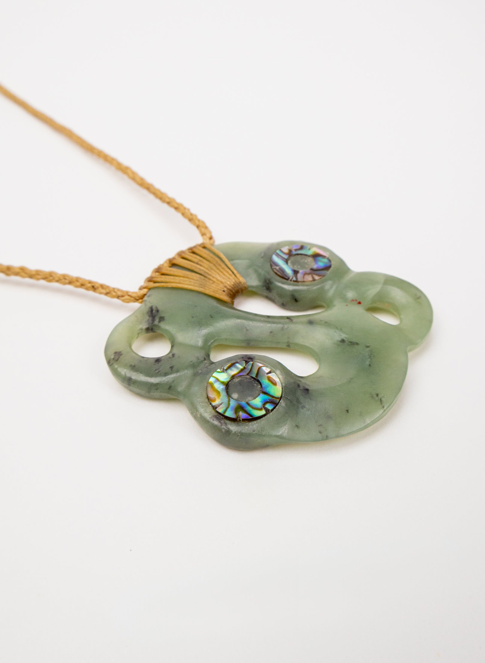 Pounamu Pekapeka Pendant