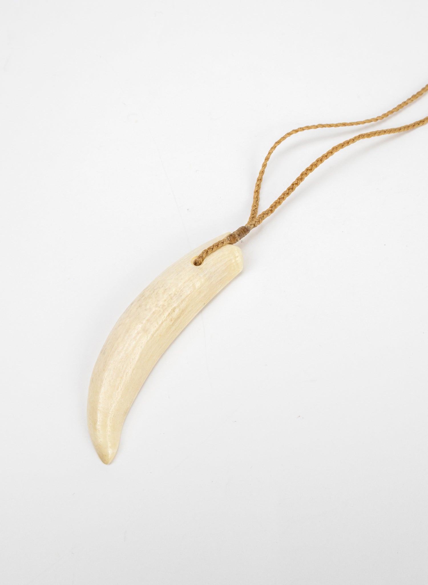Carved Whaletooth Rei Puta Necklace