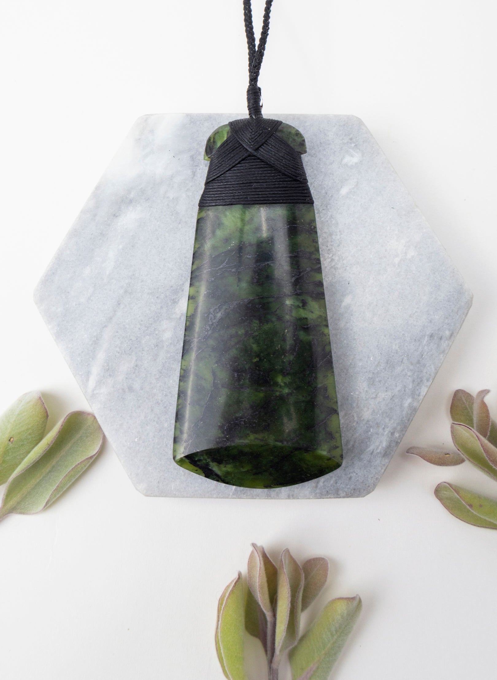 Bound Pounamu Hei Toki