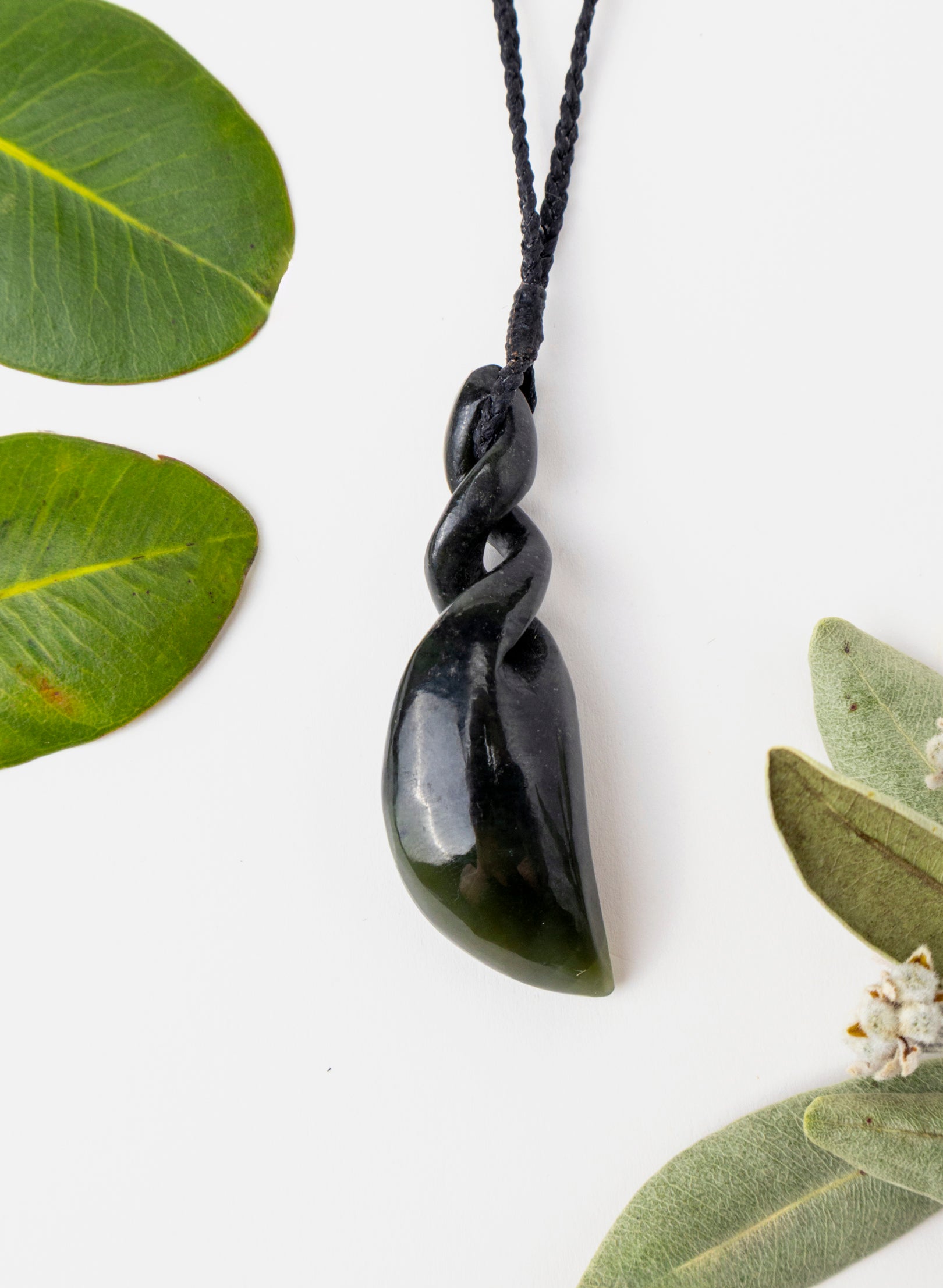Pounamu Pikorua Twist