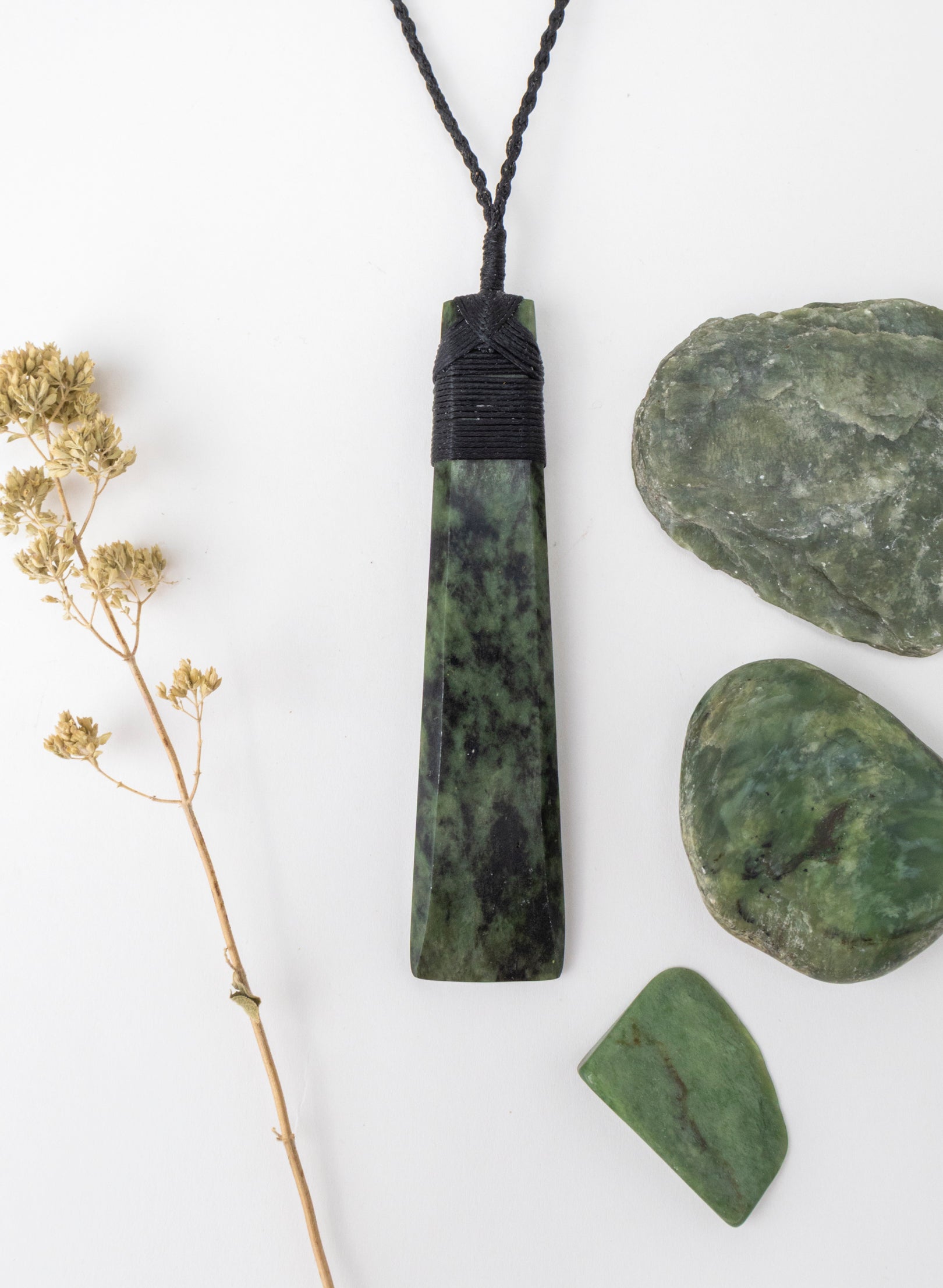 Bound Pounamu Hei Toki