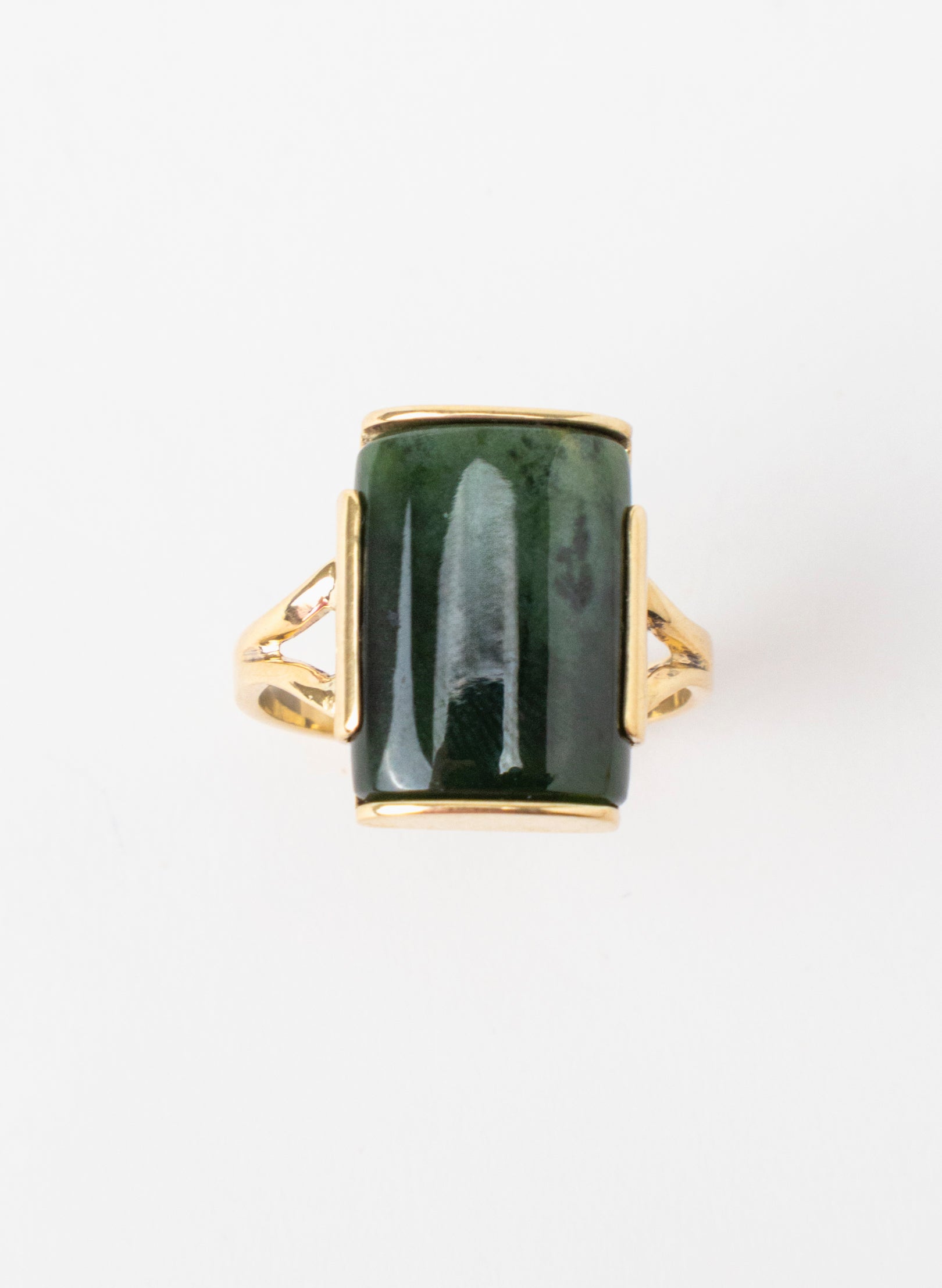 Pounamu and 9ct Gold Ring