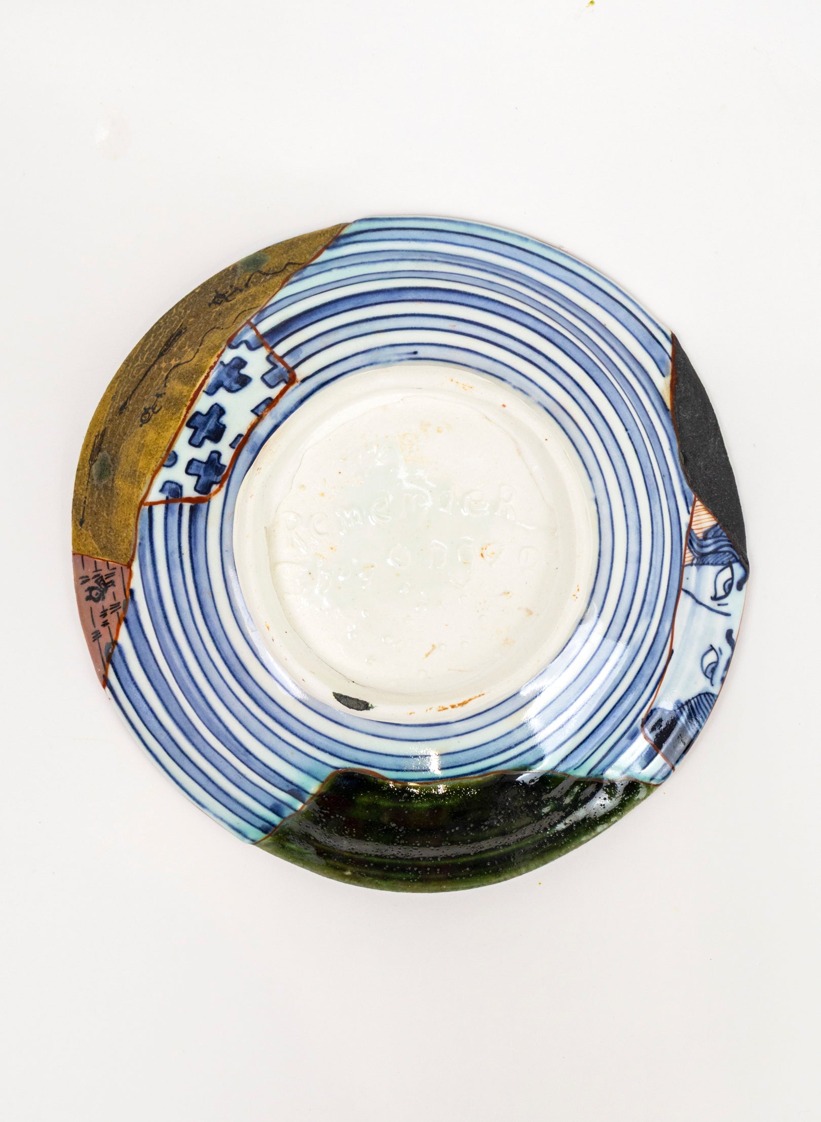 Yobitsugi Chrysanthemum Plate