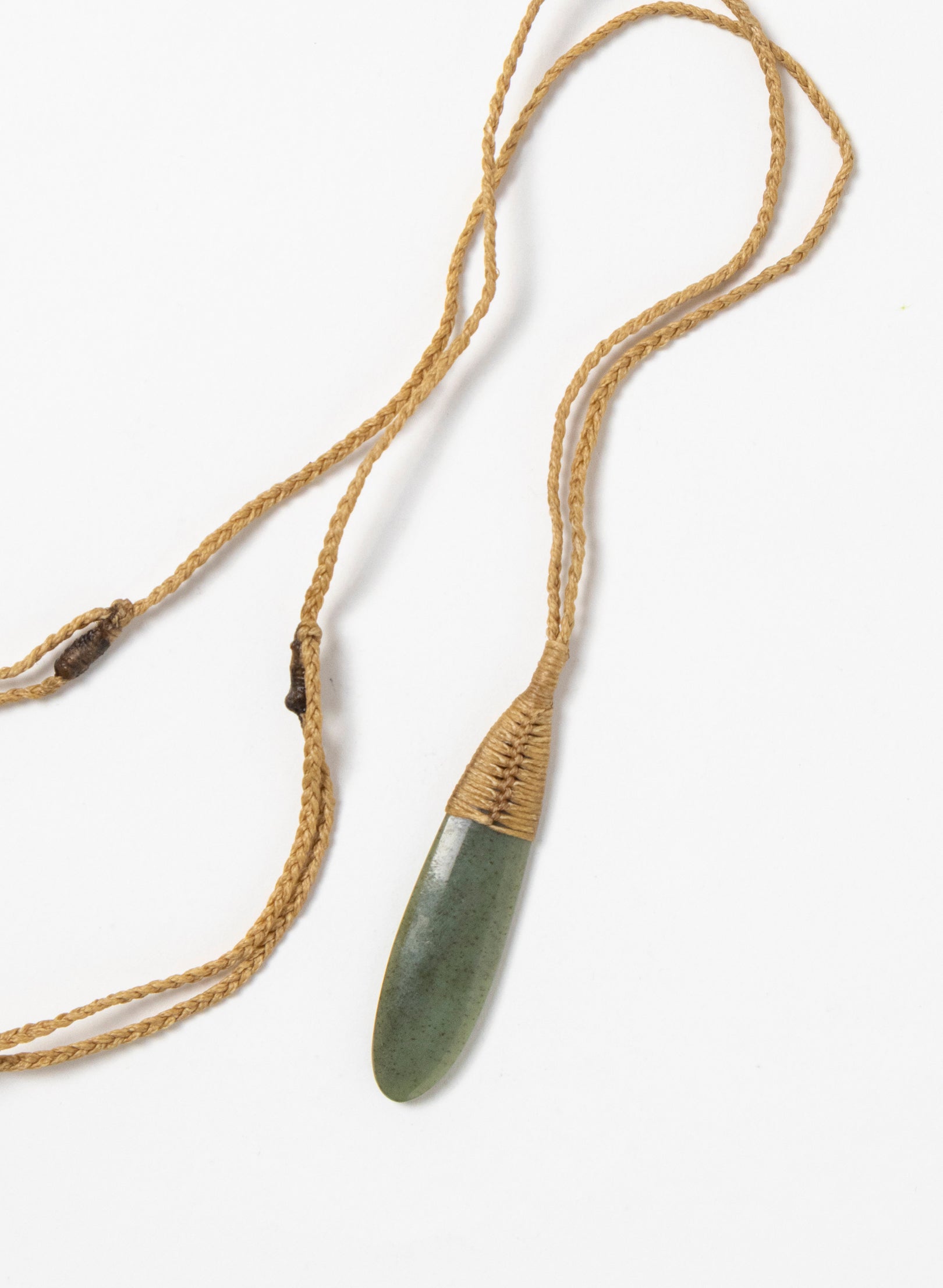 Bound Pounamu Roimata