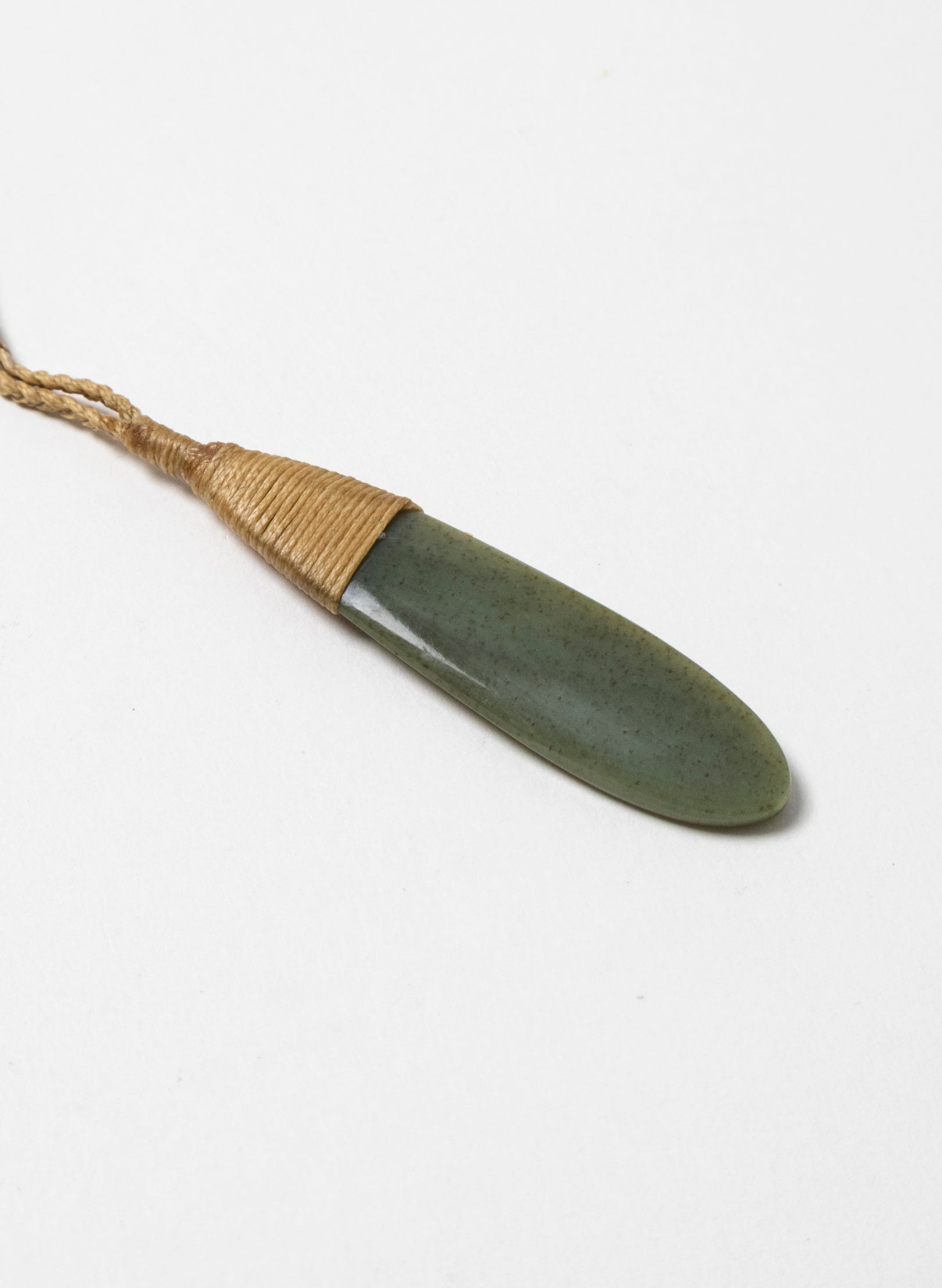 Bound Pounamu Roimata