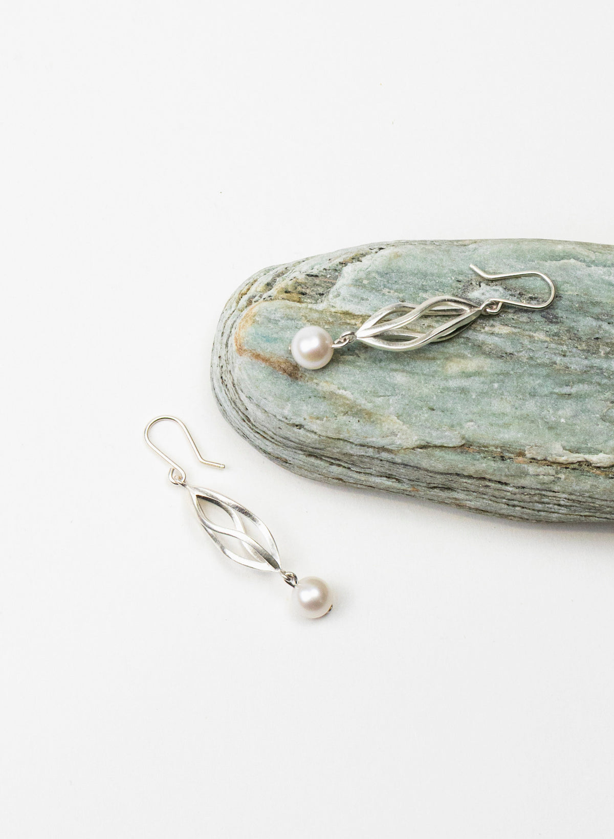 Weaving Light - Earrings