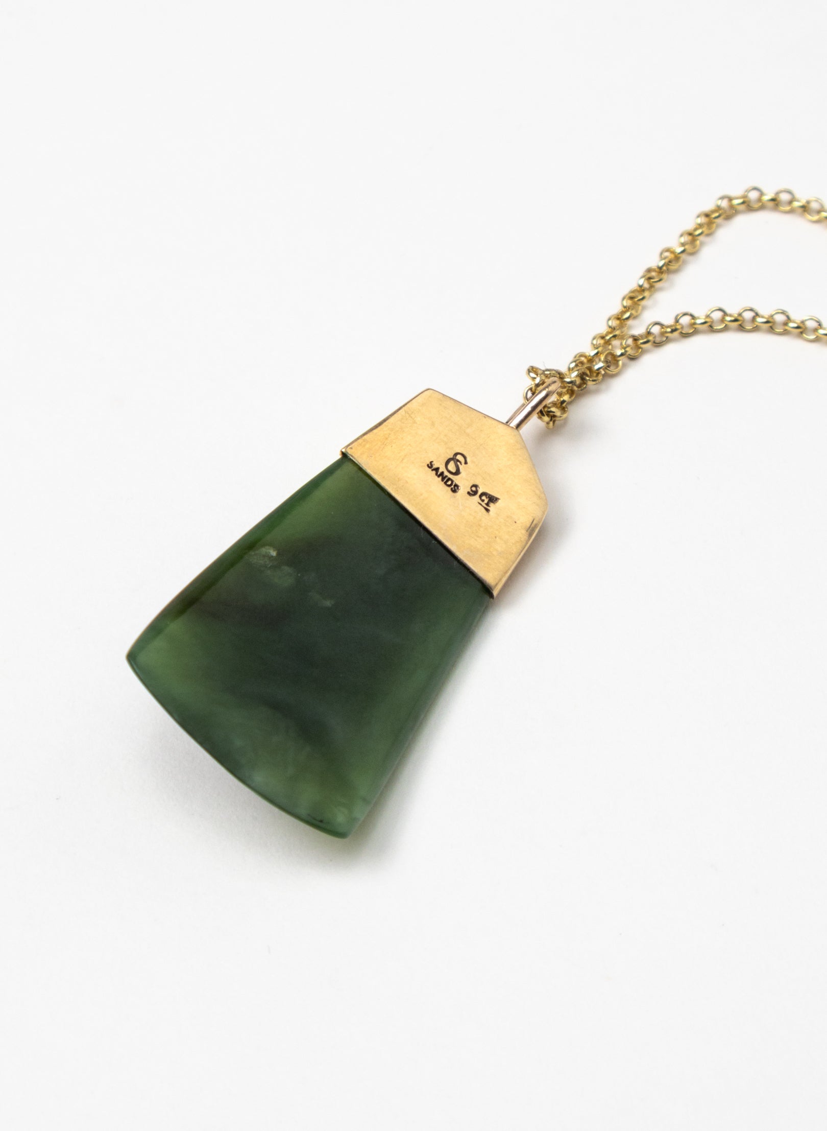 Hei Kaki Pounamu Gold Capped Gold Chain