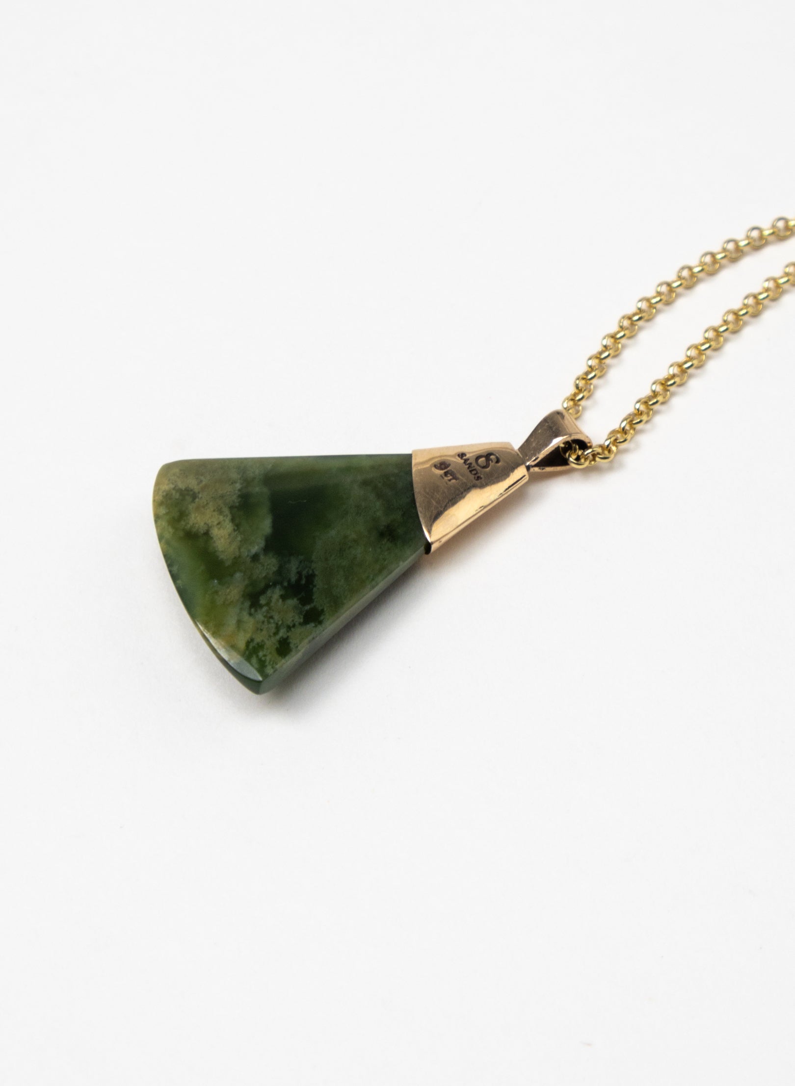 Hei Kaki Pounamu Gold Capped Gold Chain