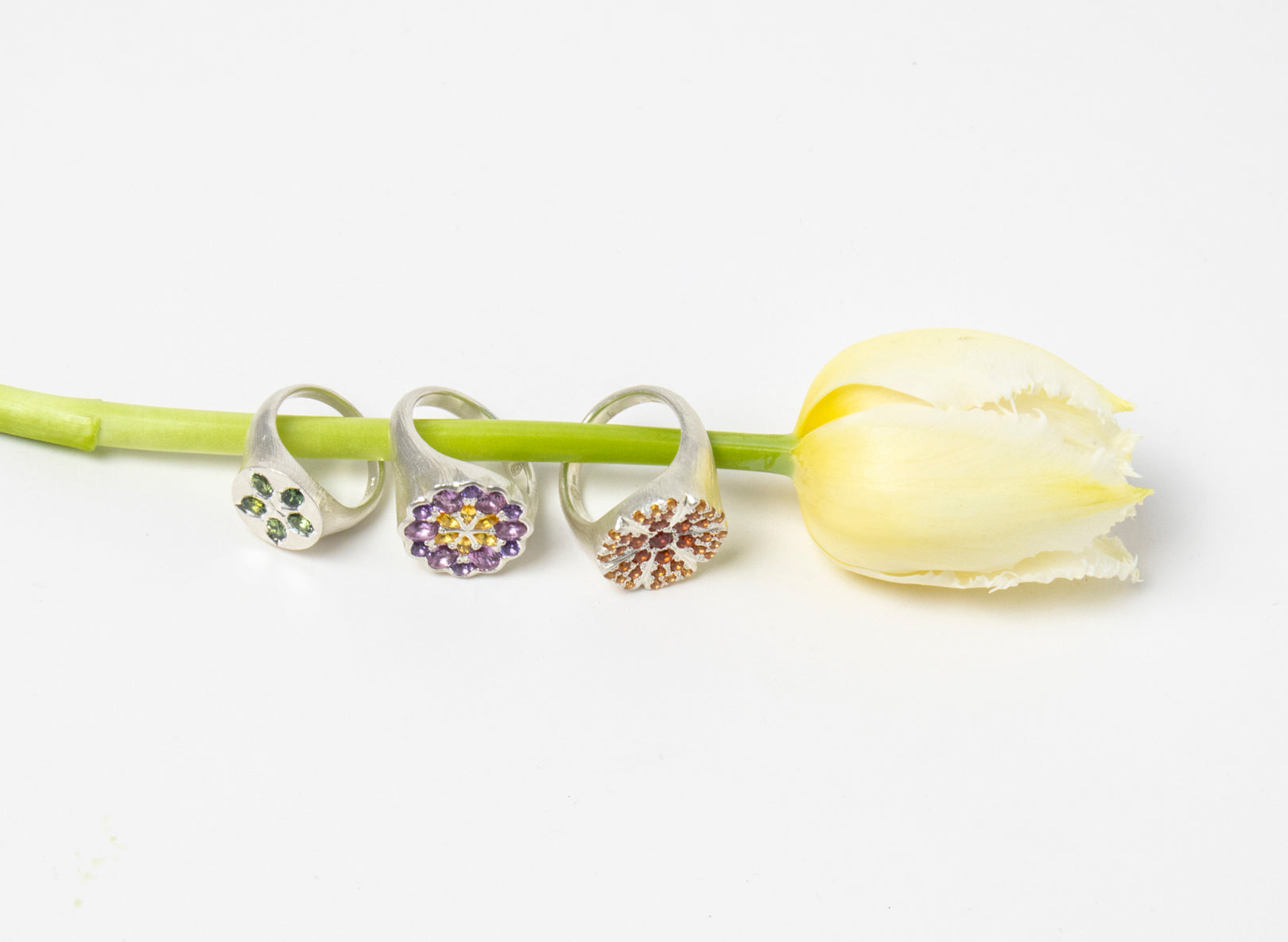 Apple Star Ring
