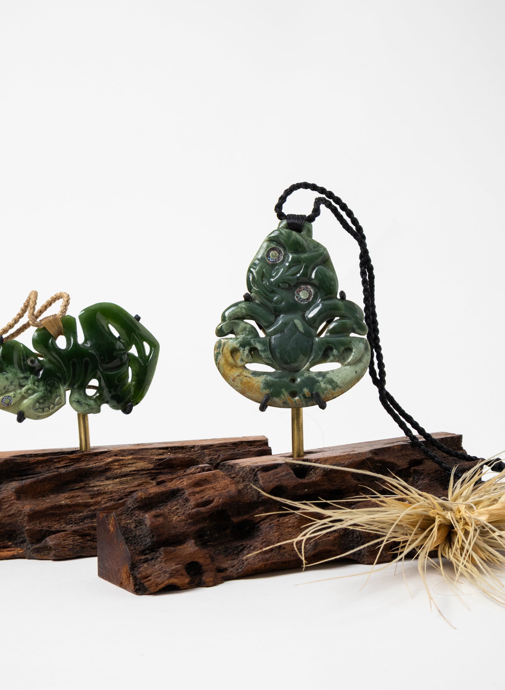 Waipuna-ā-Rangi Hei Tiki on Stand