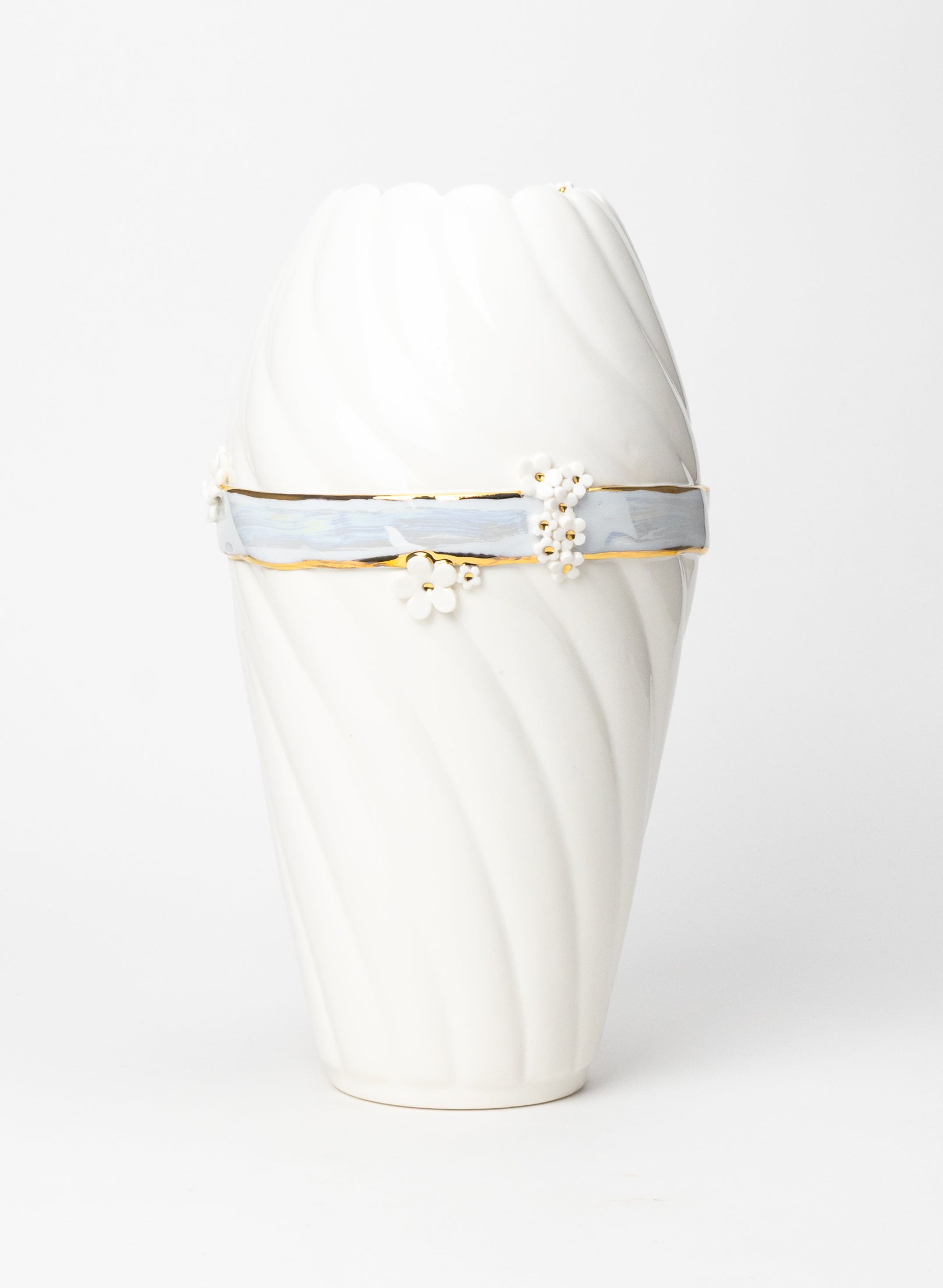 XXL Twist Vase with Bow