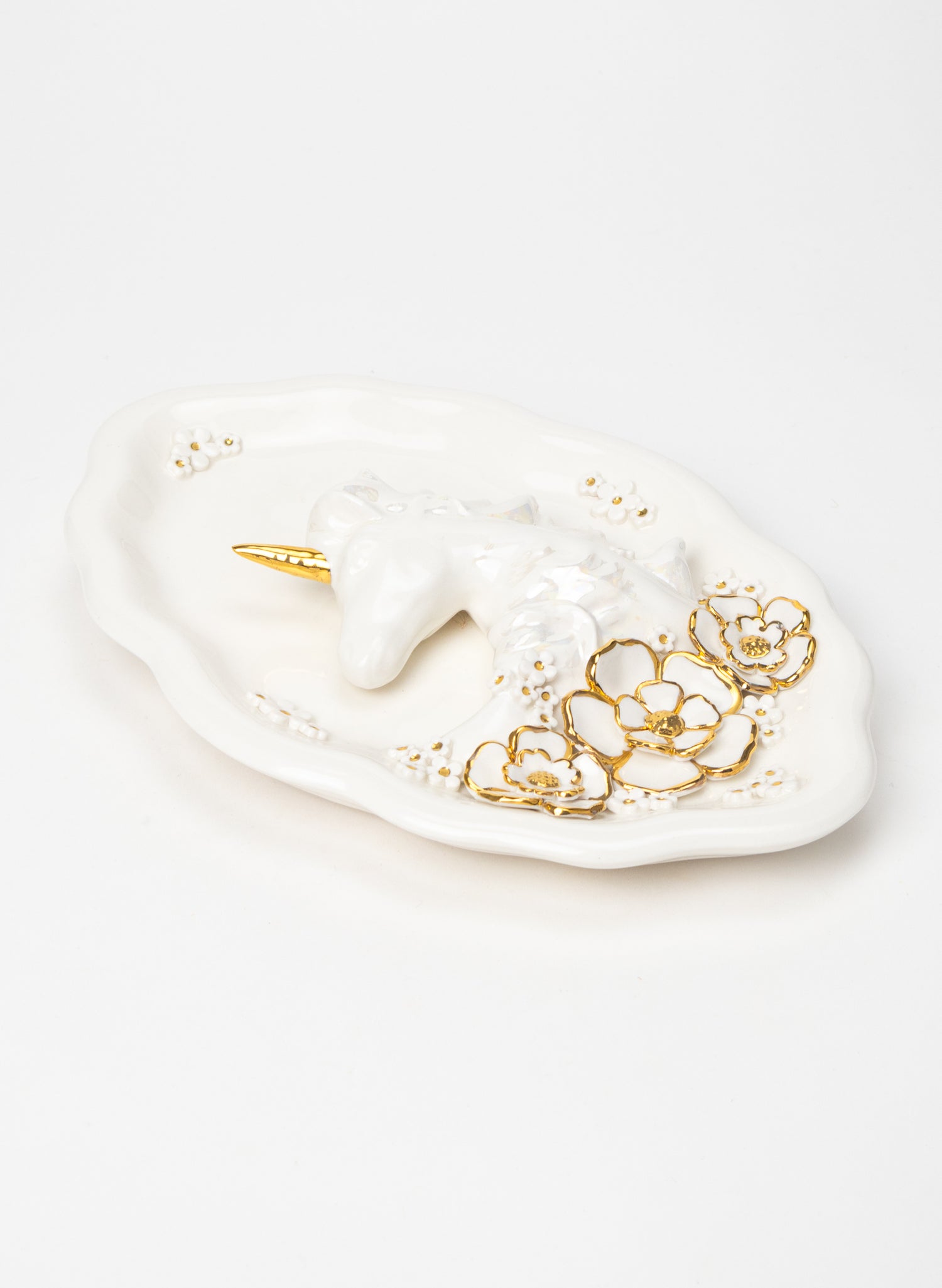 Large Oval Unicorn Wall Plate with White and Gold Flowers