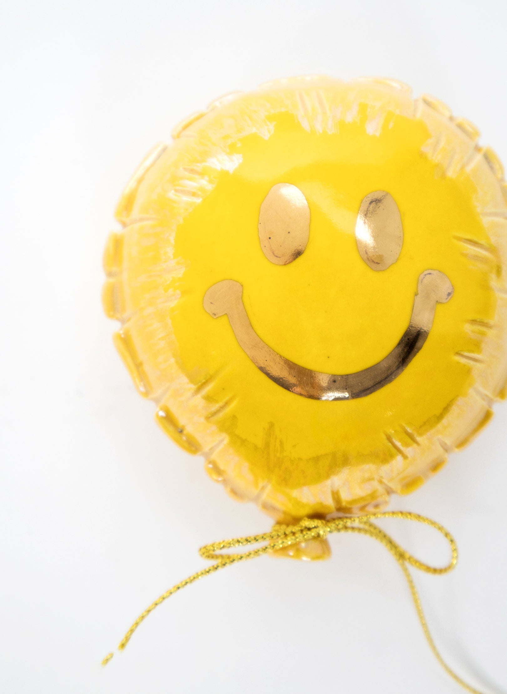 Mini Helium Balloon Wall Sculpture Emoji Smiley Face