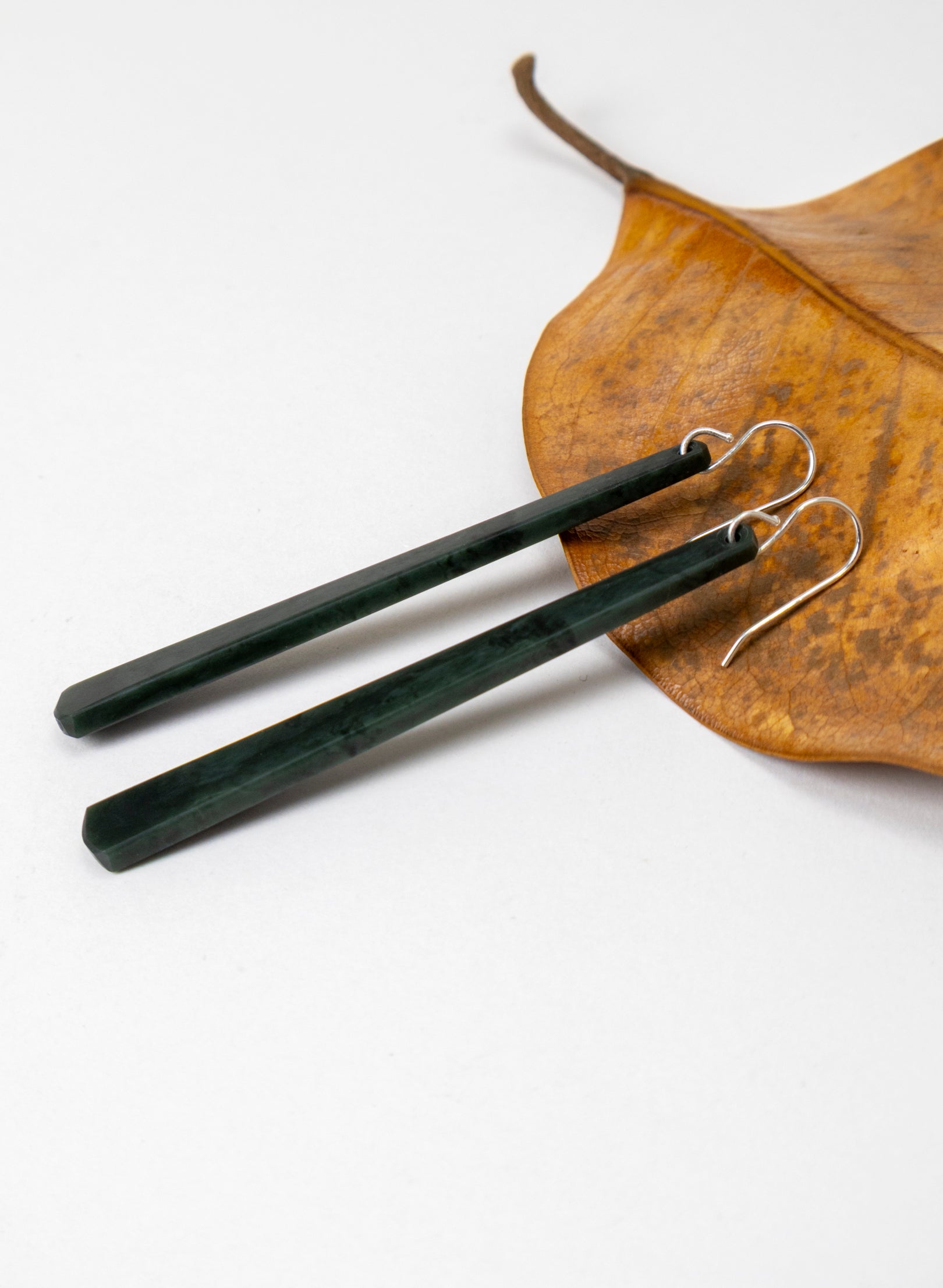 Kawakawa Pounamu Drop Earrings