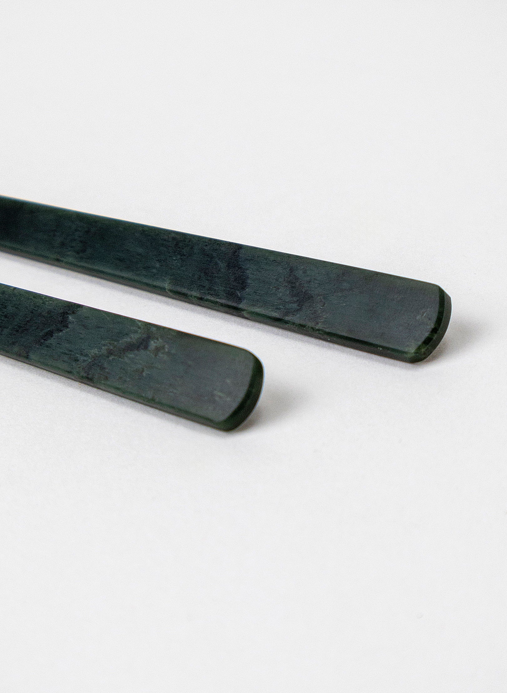 Kawakawa Pounamu Drop Earrings