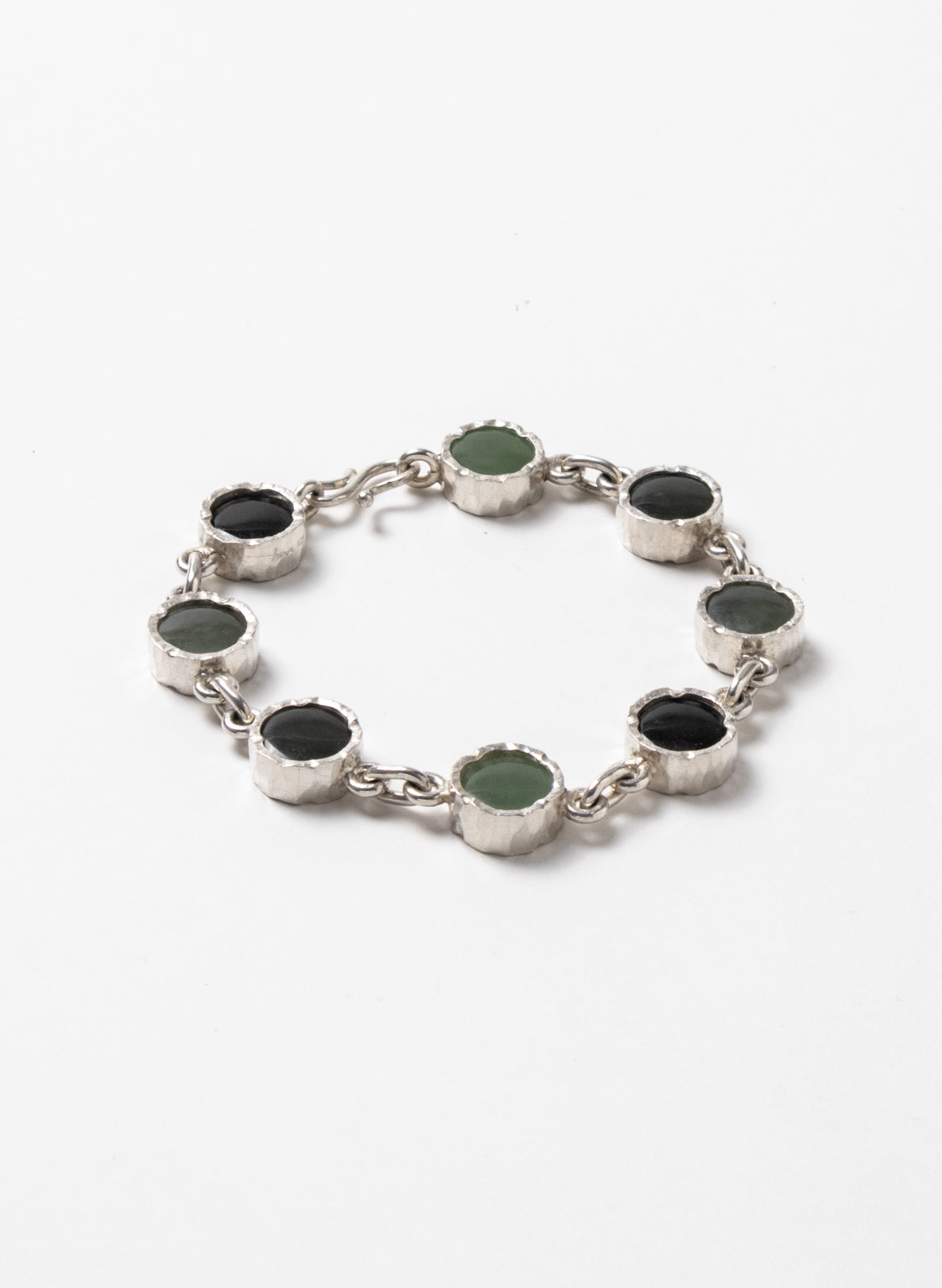 8 Stone Pounamu Bracelet - Sterling Silver
