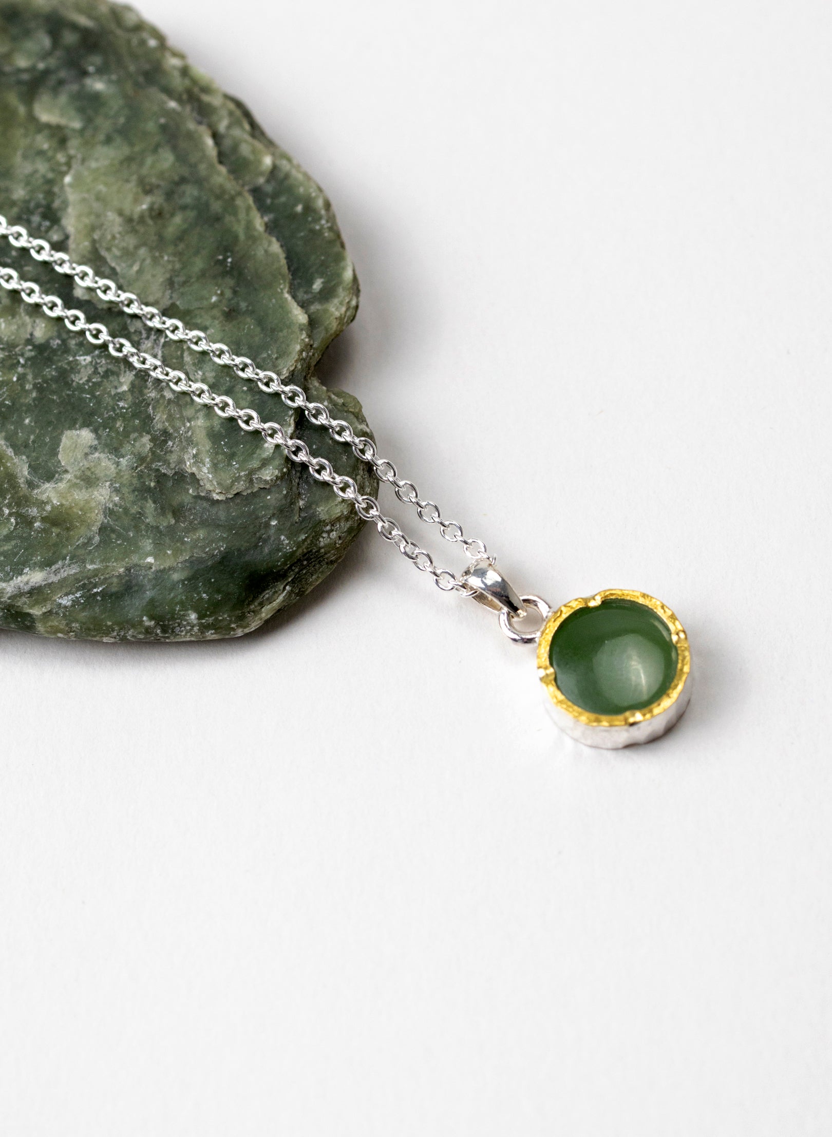 Round Pounamu Pendant with 22ct Gold