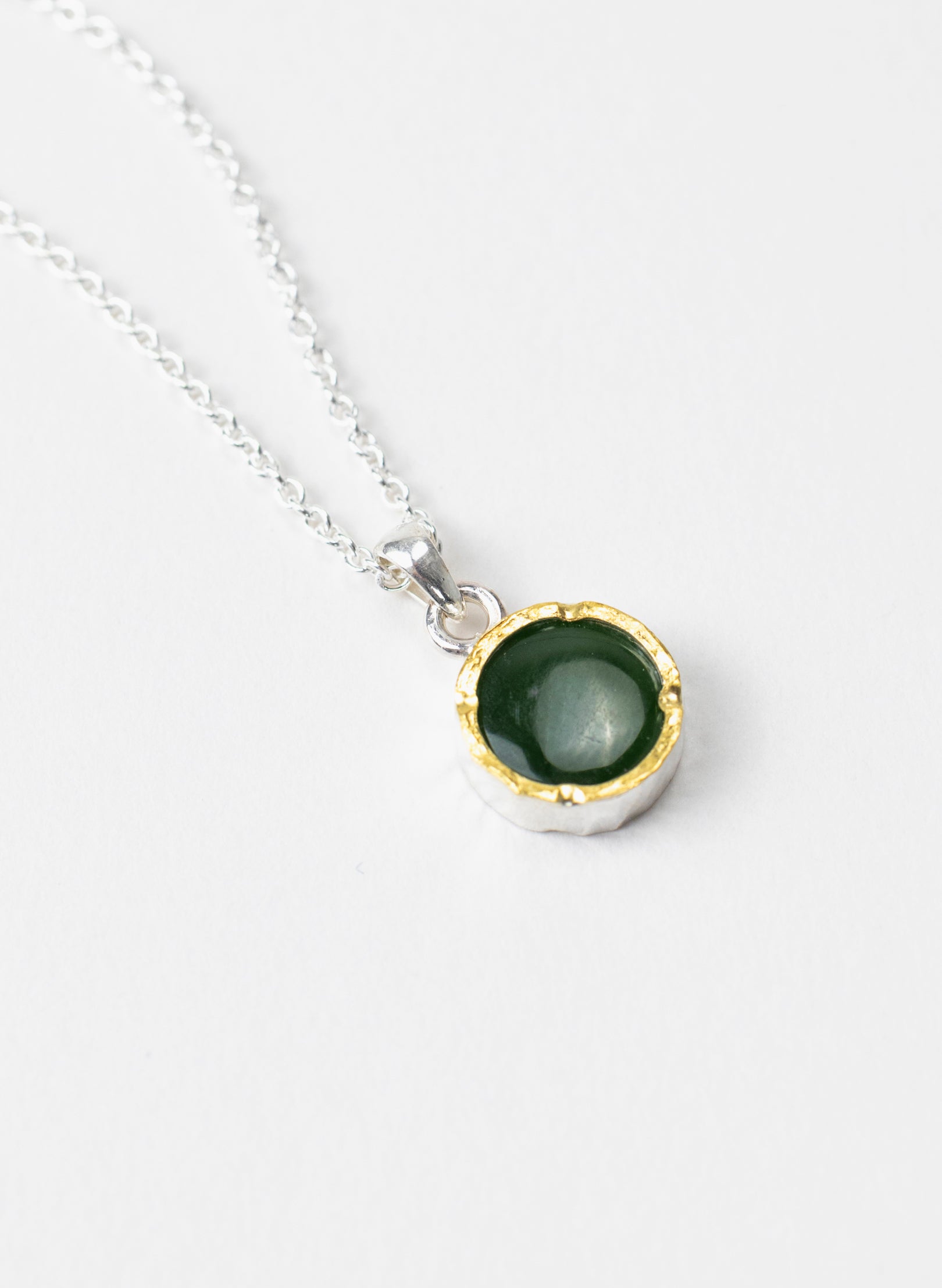Round Pounamu Pendant with 22ct Gold