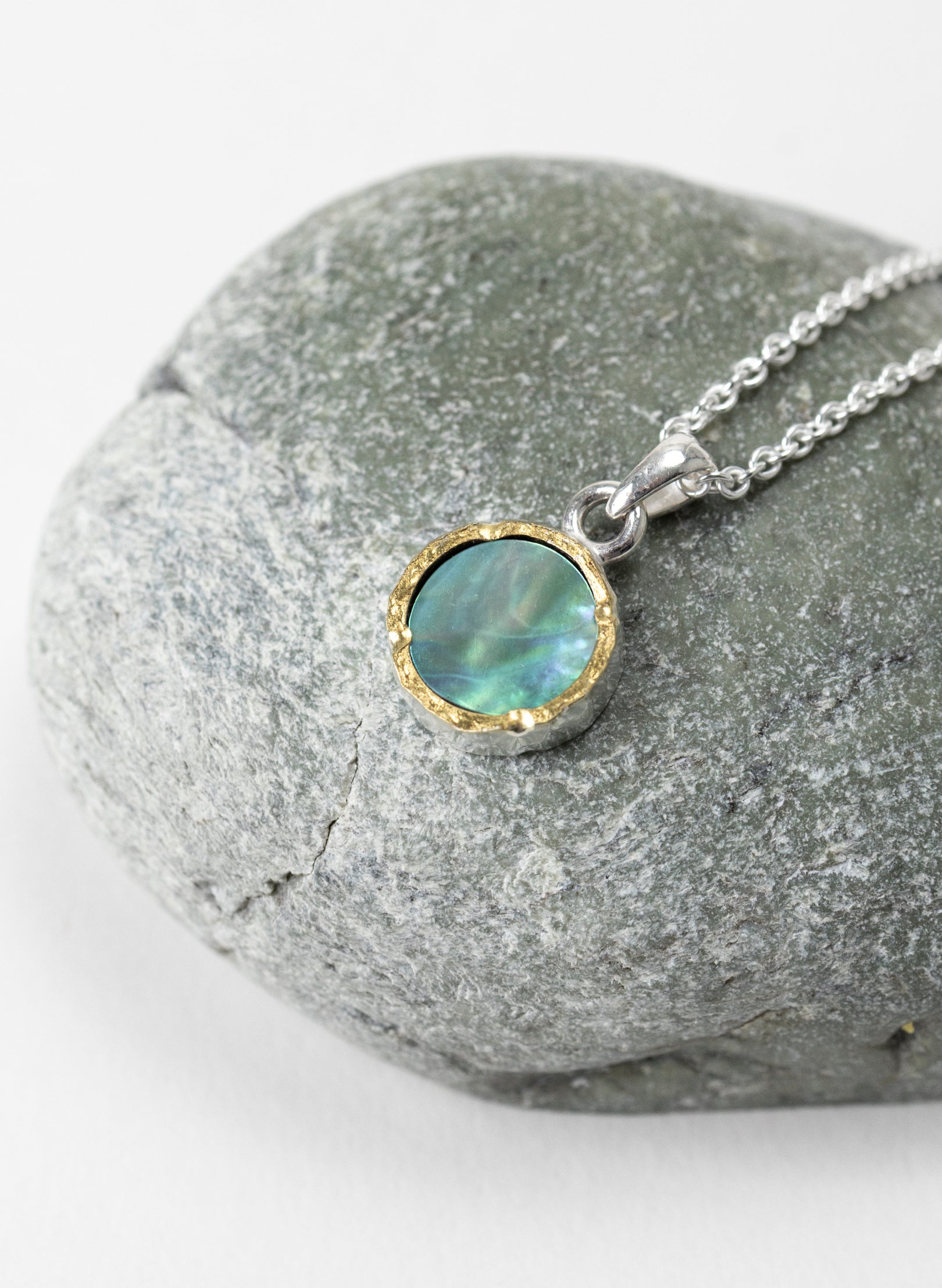 Round Paua Pendant with 22ct Gold