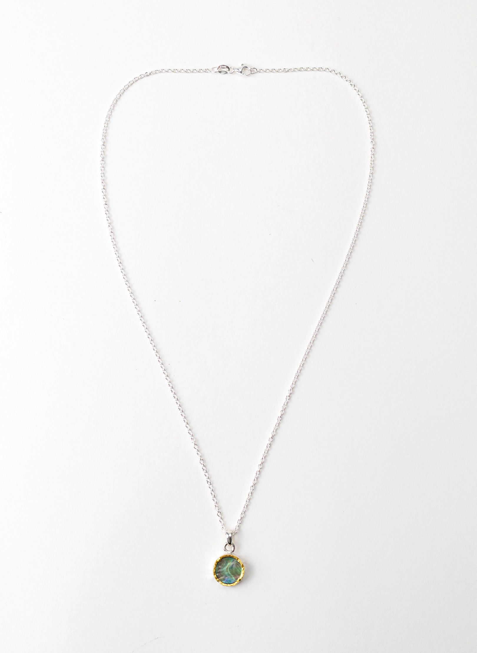Round Paua Pendant with 22ct Gold