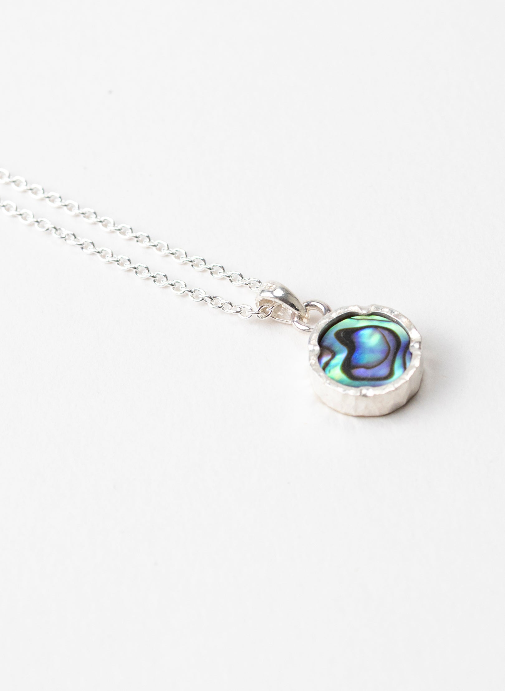 Round Paua Pendant with 22ct Gold