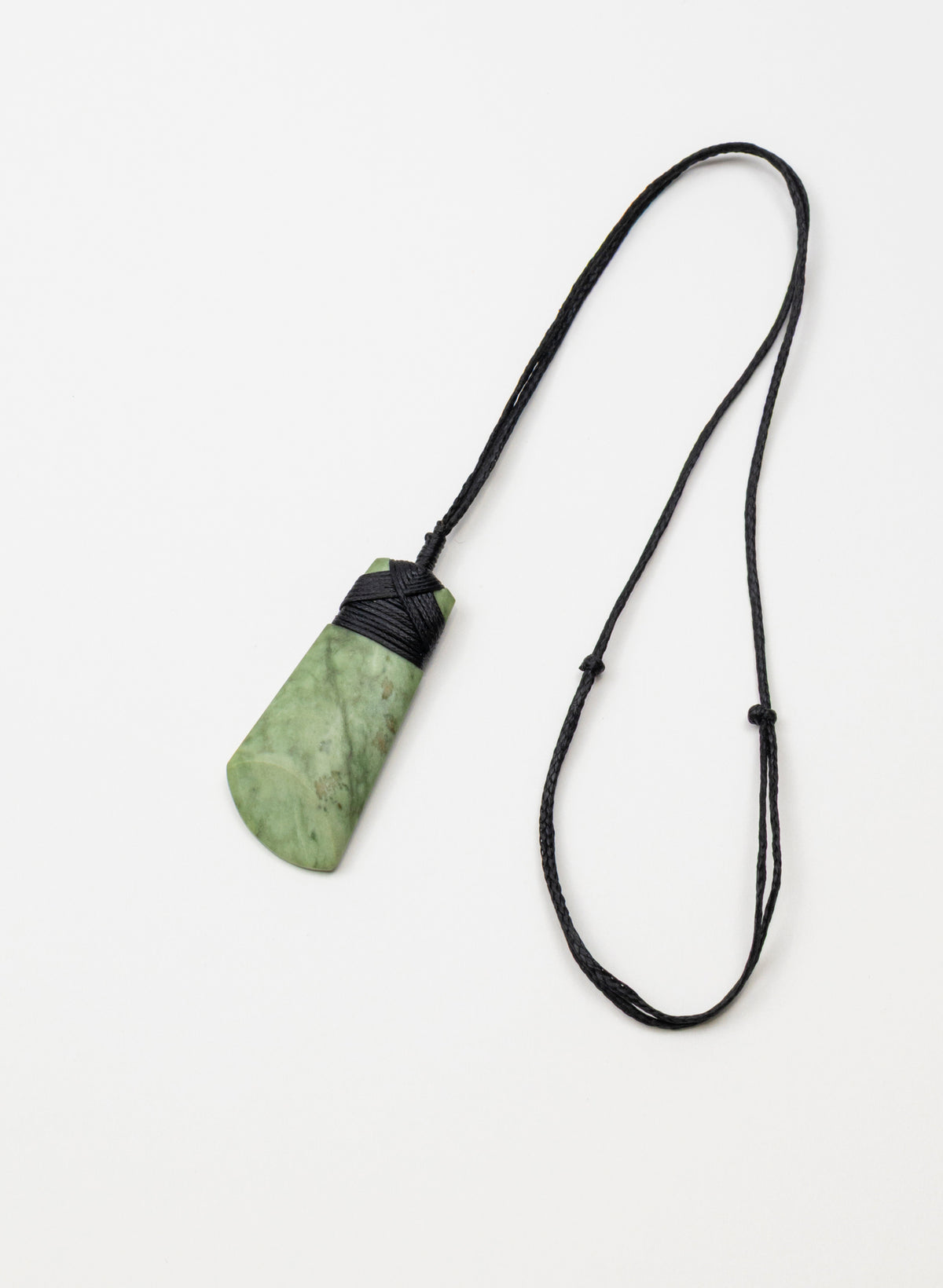 Raukaraka Pounamu Cross Bound Toki Pendant