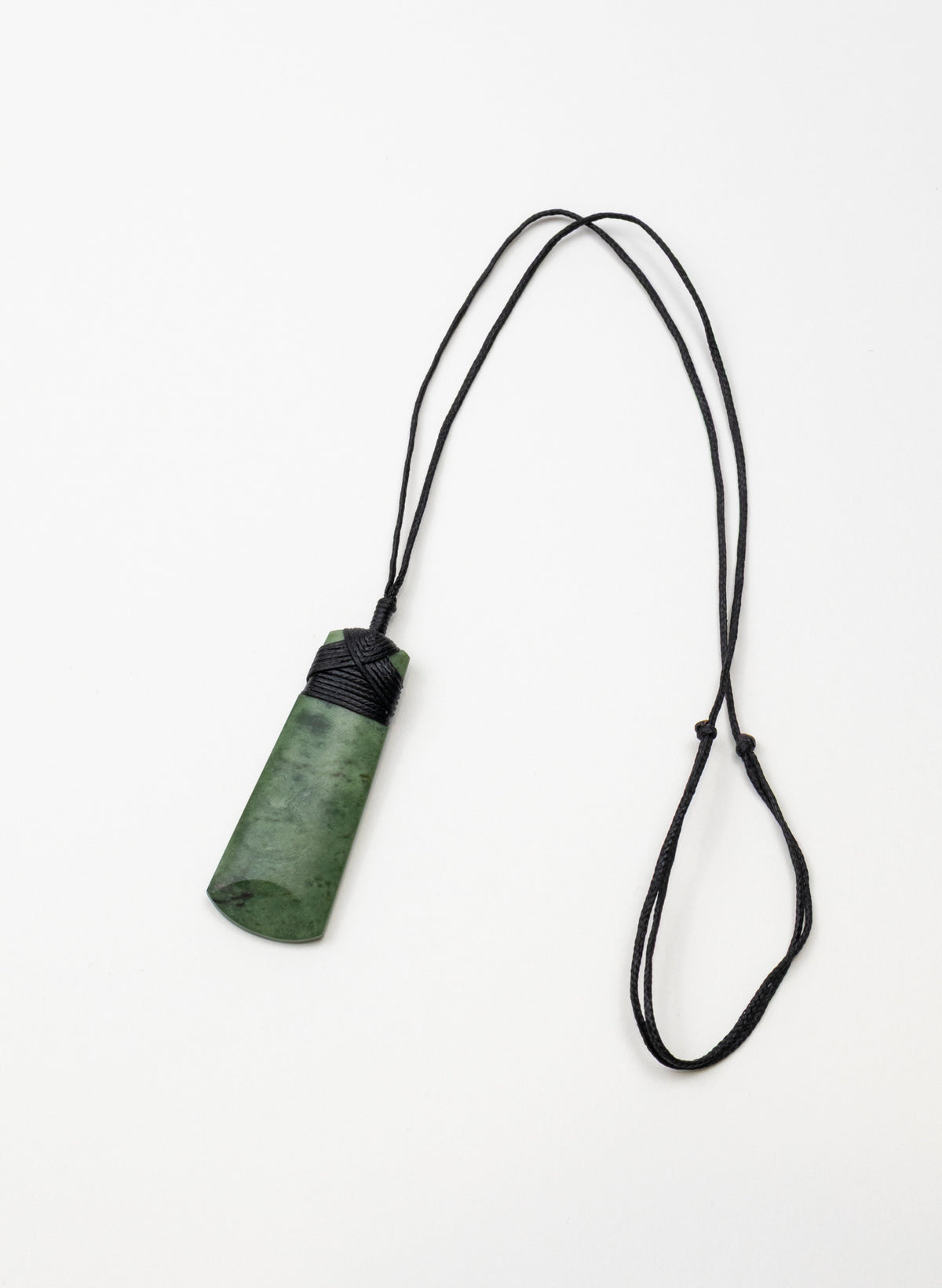 Raukaraka Pounamu Cross Bound Toki Pendant