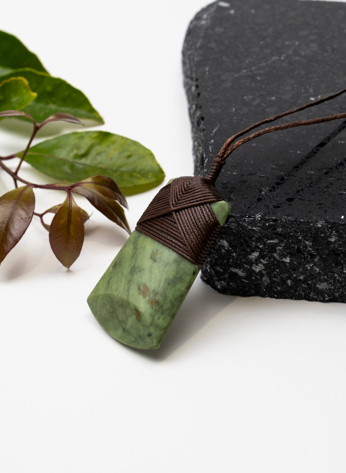 Raukaraka Pounamu Cross Bound Toki Pendant