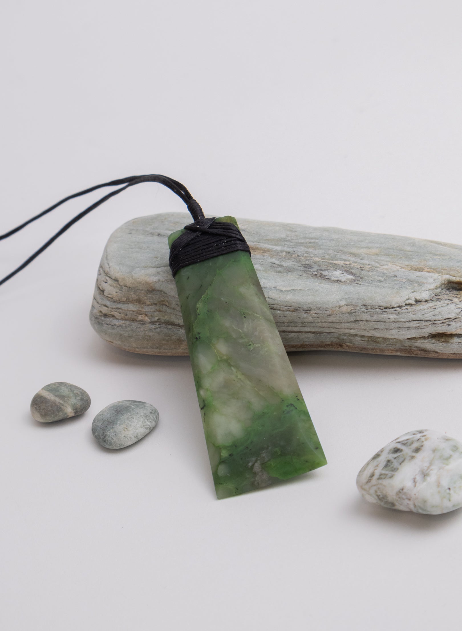 Bound Pounamu Toki