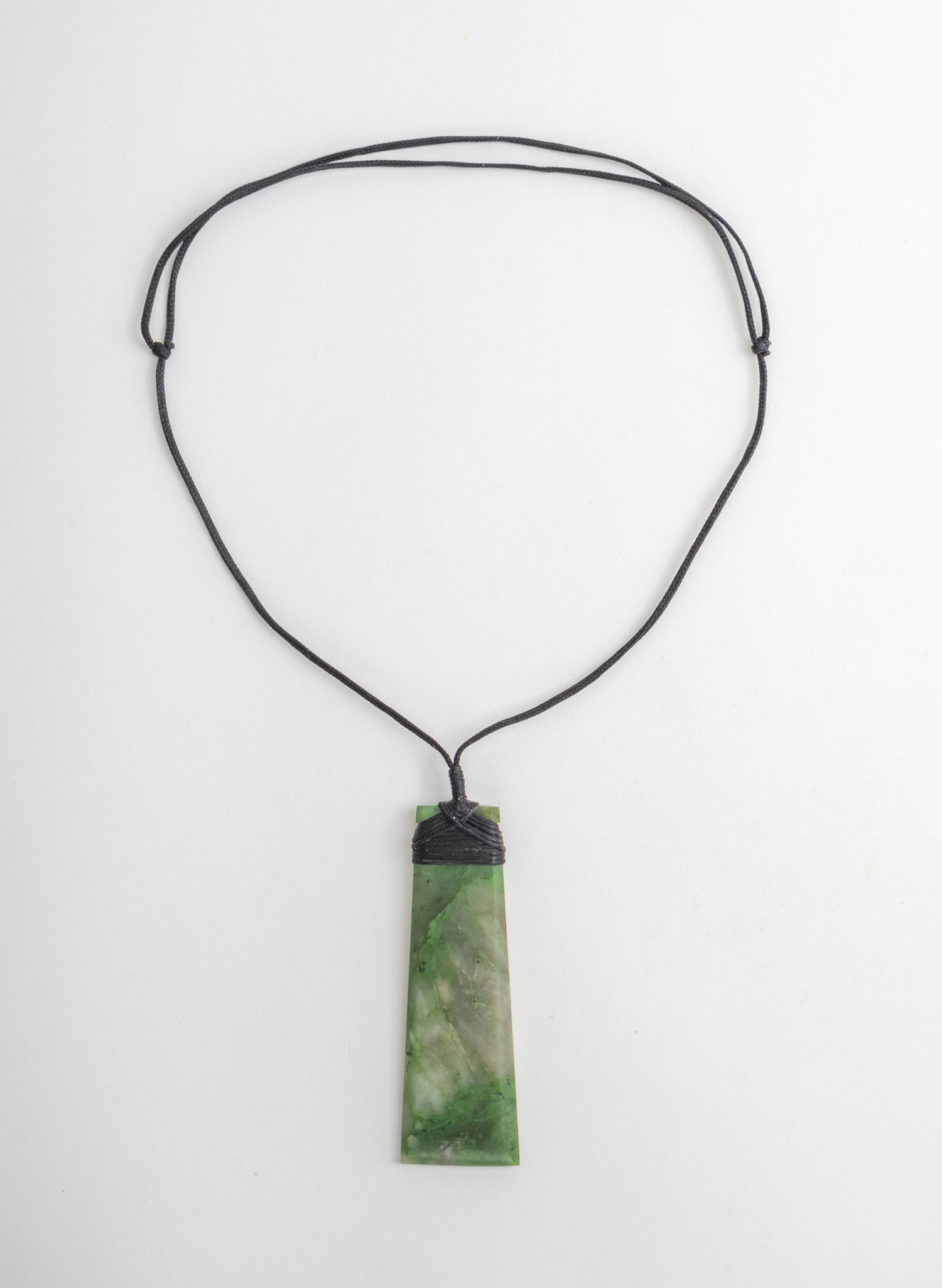 Bound Pounamu Toki