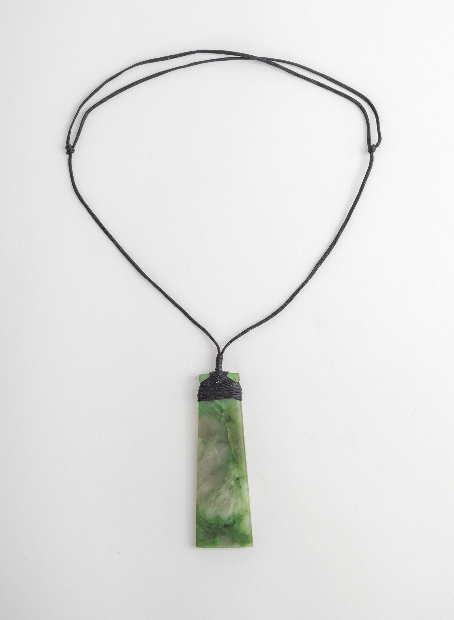 Bound Pounamu Toki
