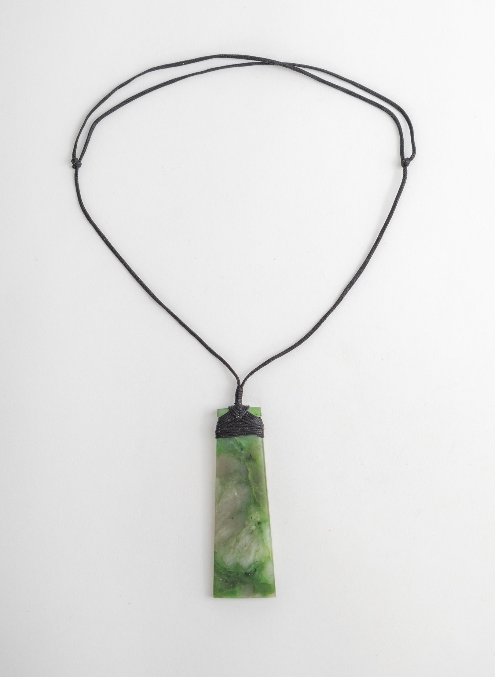 Bound Pounamu Toki