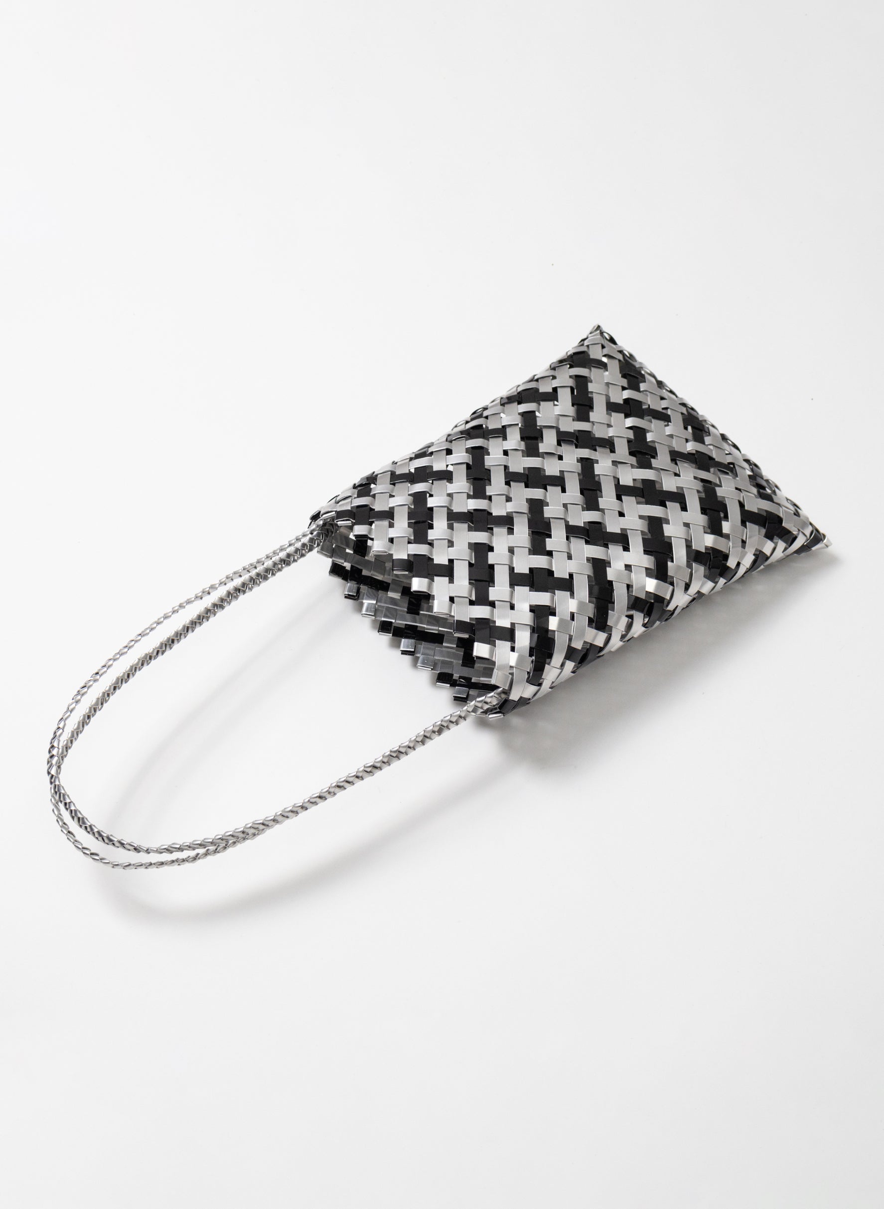 Aluminium And Black Tall Kete (12 End)