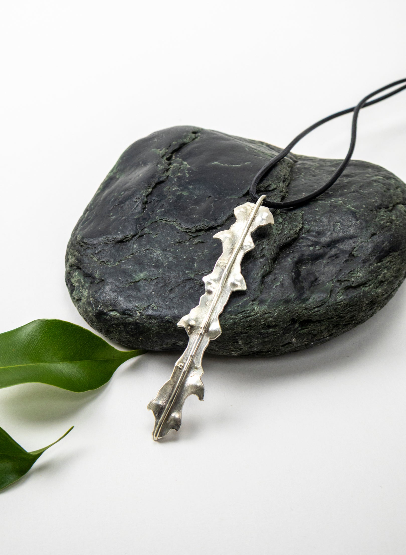 Horoeka Leaf Pendant - Silver