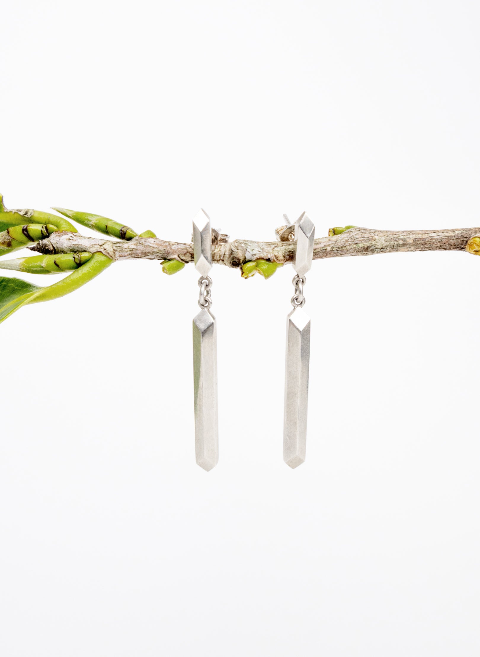 Duo Pillar Studs