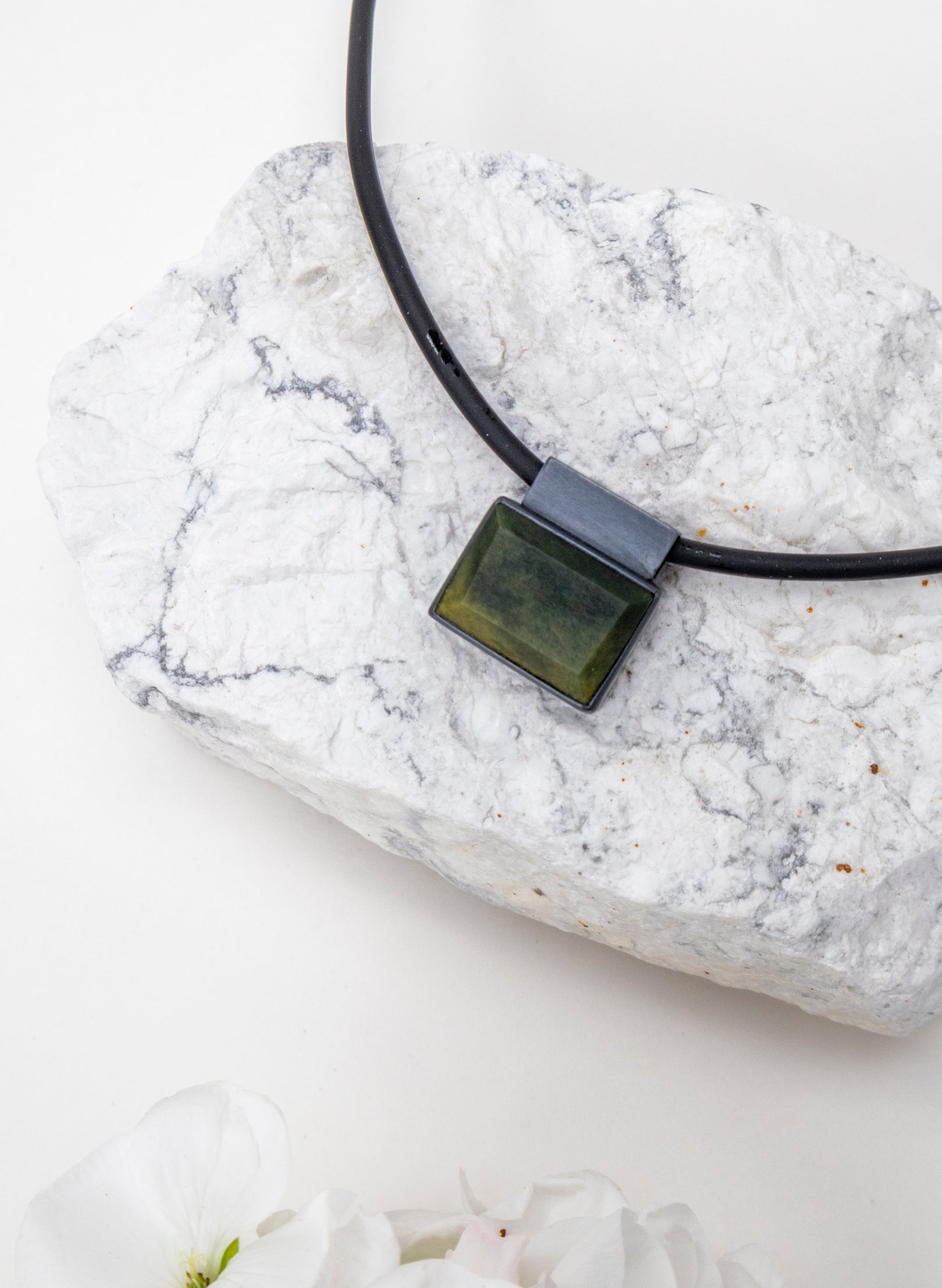 Geometric Pounamu Gem Pendant